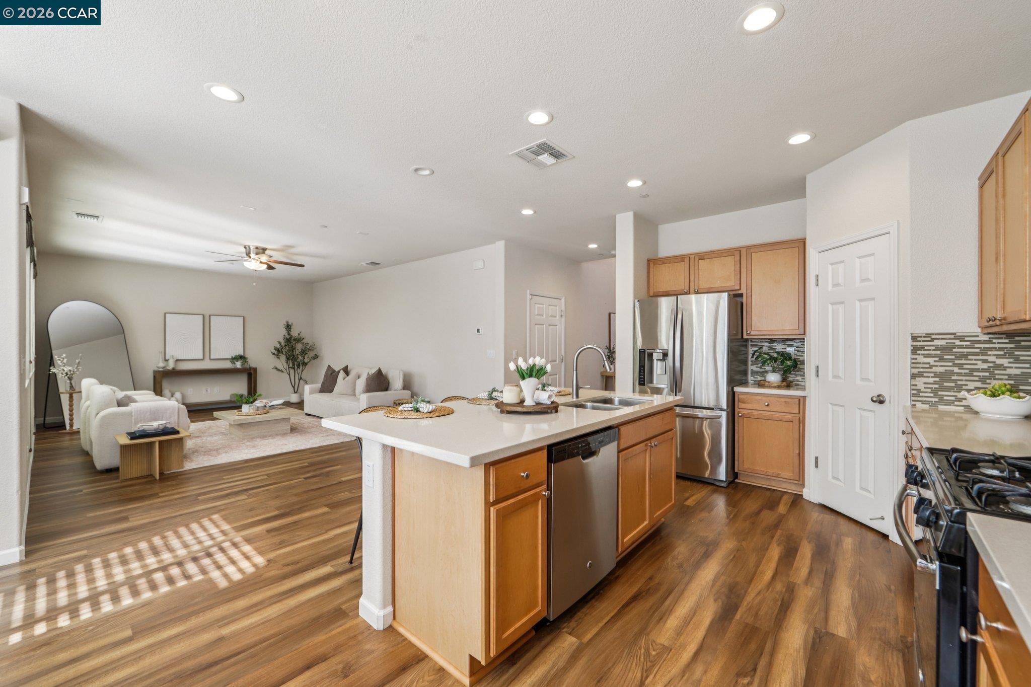 Detail Gallery Image 12 of 38 For 251 Coolcrest Dr, Oakley,  CA 94561 - 4 Beds | 2/1 Baths