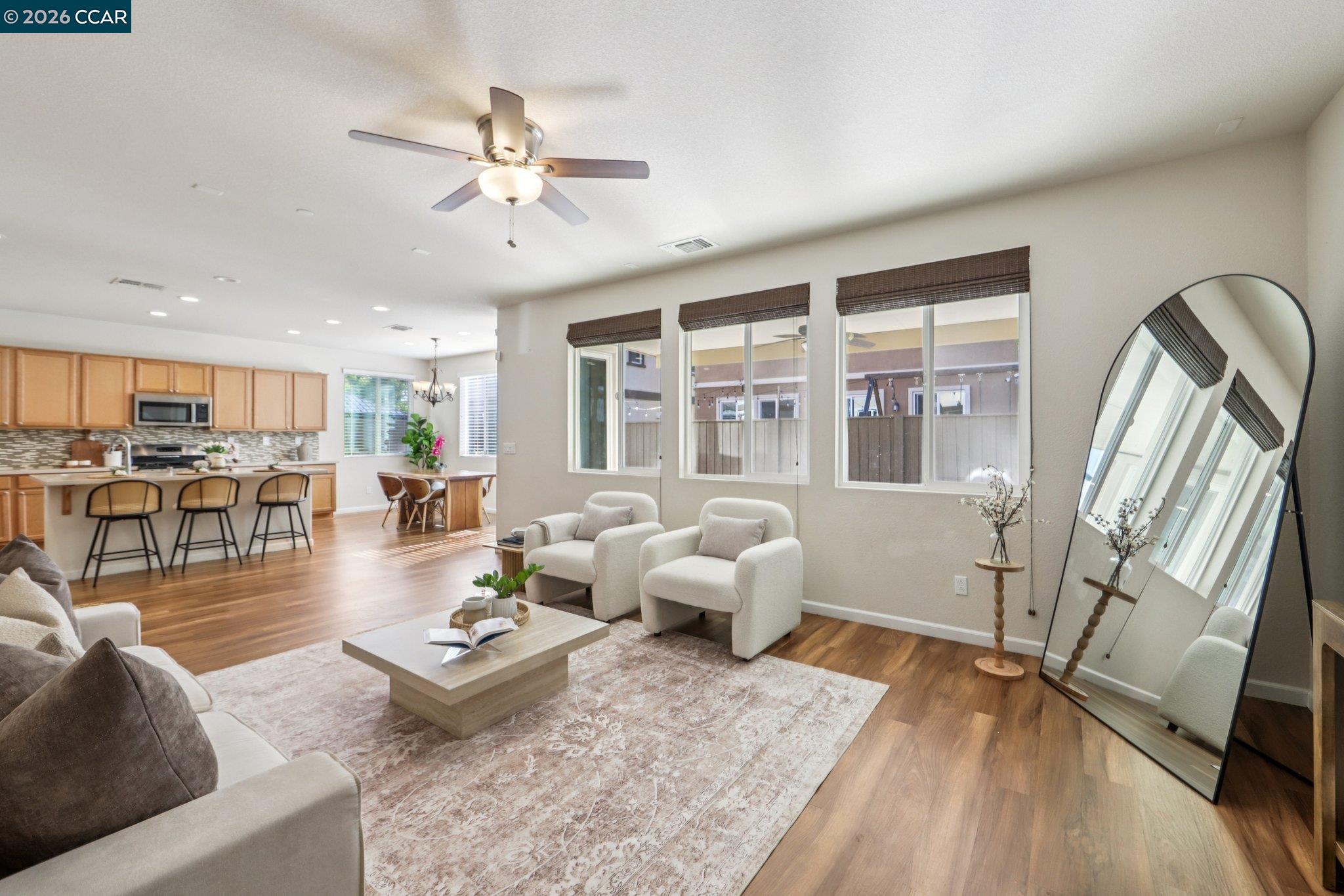 Detail Gallery Image 7 of 38 For 251 Coolcrest Dr, Oakley,  CA 94561 - 4 Beds | 2/1 Baths