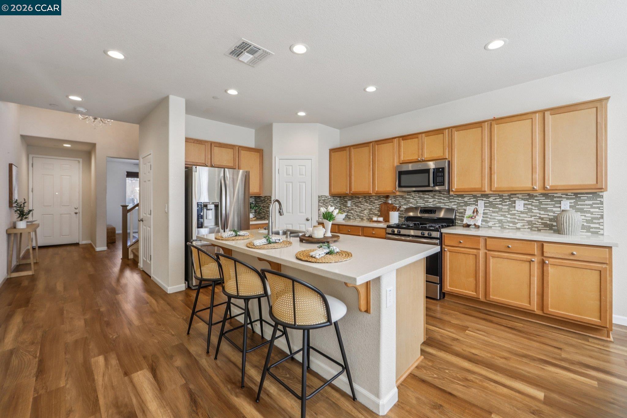 Detail Gallery Image 10 of 38 For 251 Coolcrest Dr, Oakley,  CA 94561 - 4 Beds | 2/1 Baths