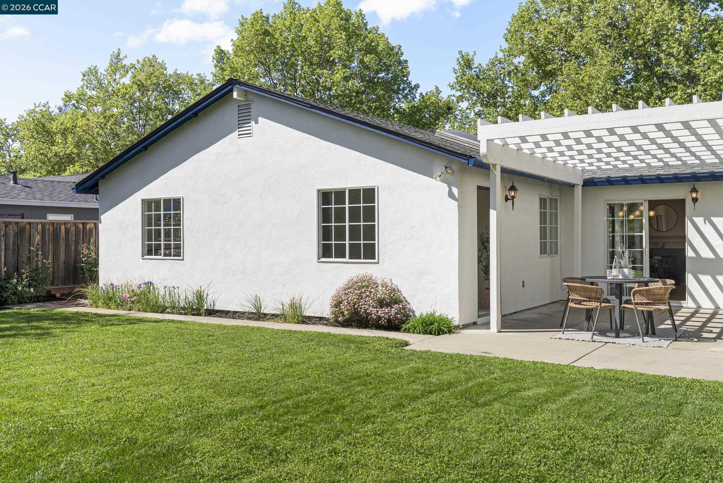 Detail Gallery Image 29 of 36 For 419 Derby Ct, Pleasant Hill,  CA 94523 - 3 Beds | 2 Baths