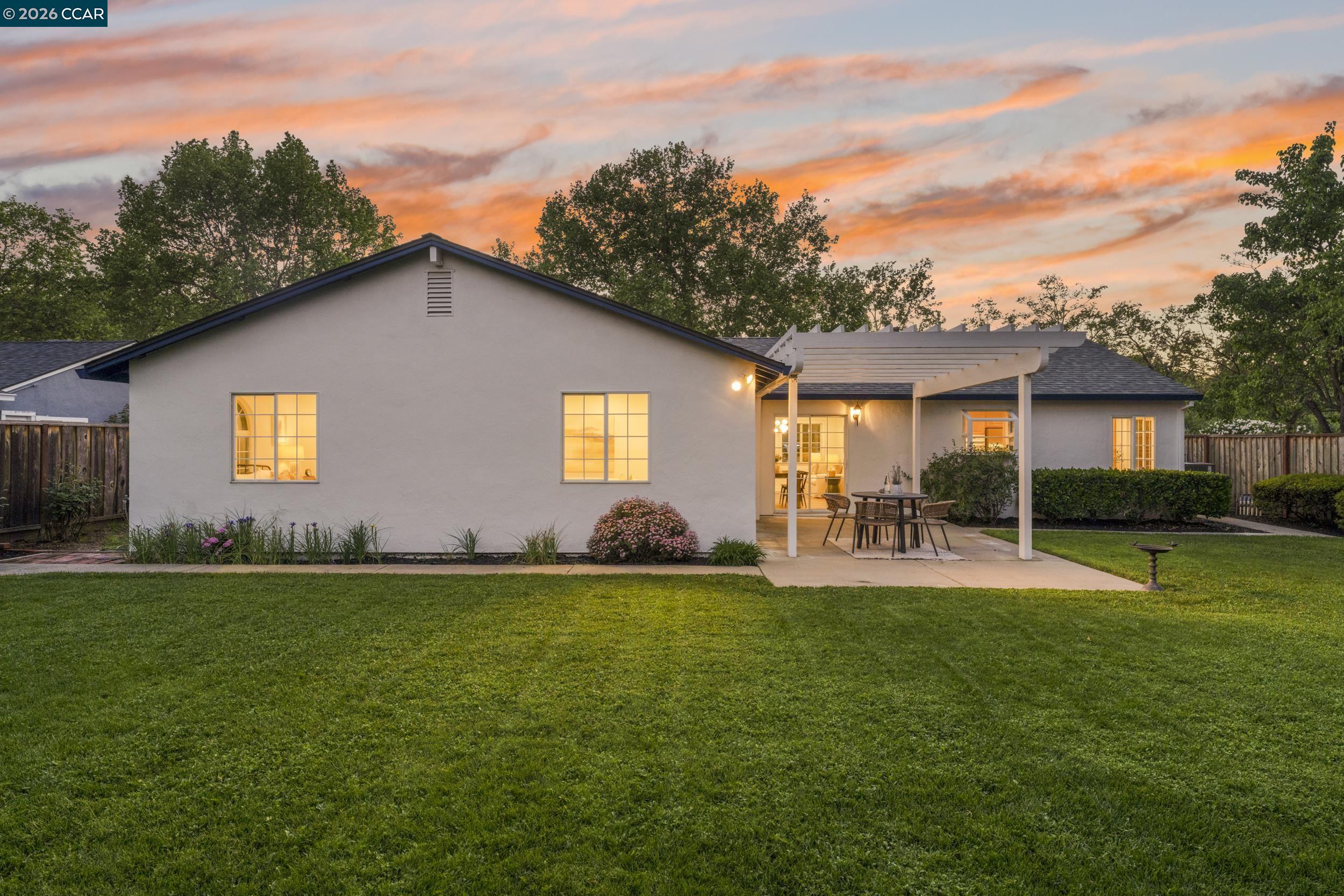 Detail Gallery Image 34 of 36 For 419 Derby Ct, Pleasant Hill,  CA 94523 - 3 Beds | 2 Baths