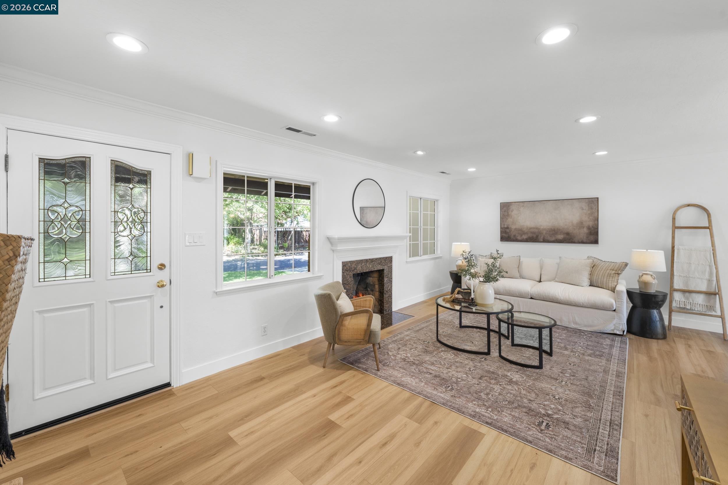 Detail Gallery Image 7 of 36 For 419 Derby Ct, Pleasant Hill,  CA 94523 - 3 Beds | 2 Baths