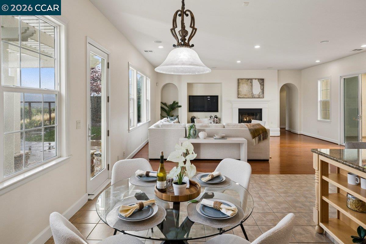 2048 Feathermint Dr, San Ramon, CA, 94582