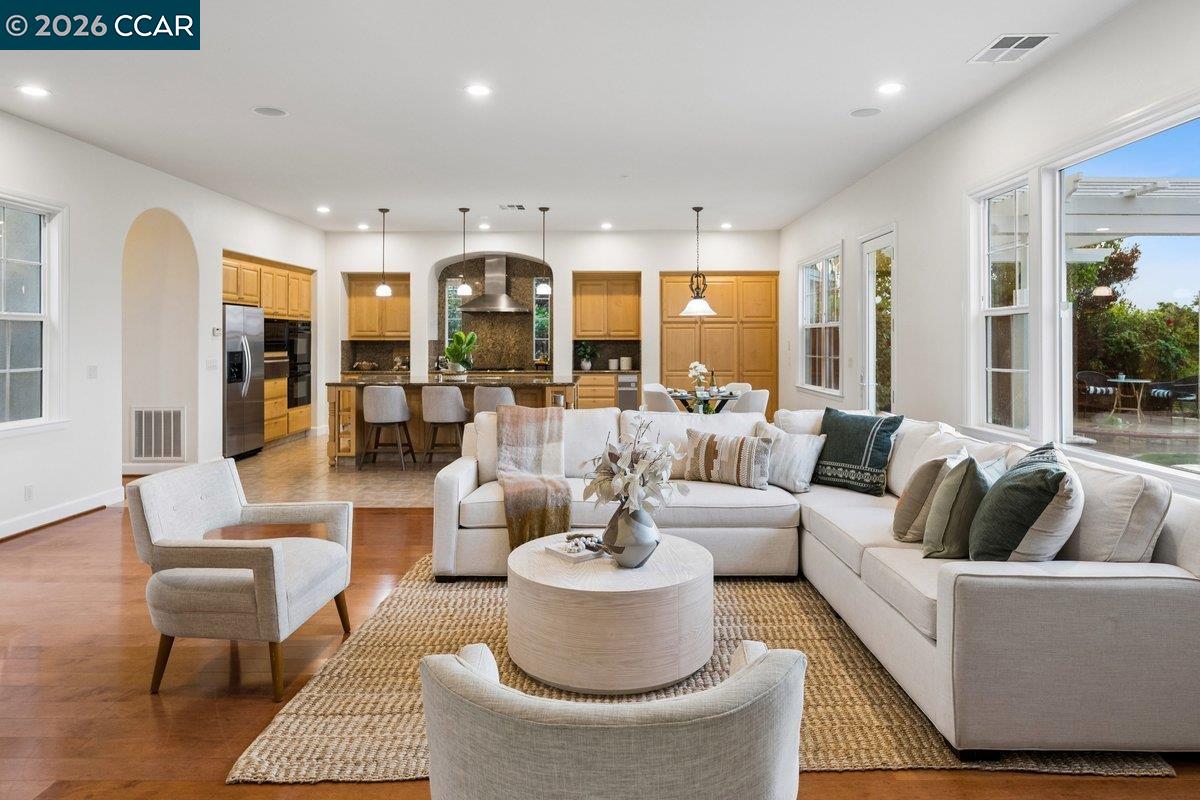 2048 Feathermint Dr, San Ramon, CA, 94582