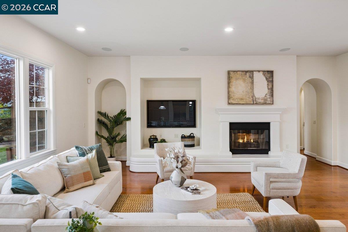 2048 Feathermint Dr, San Ramon, CA, 94582