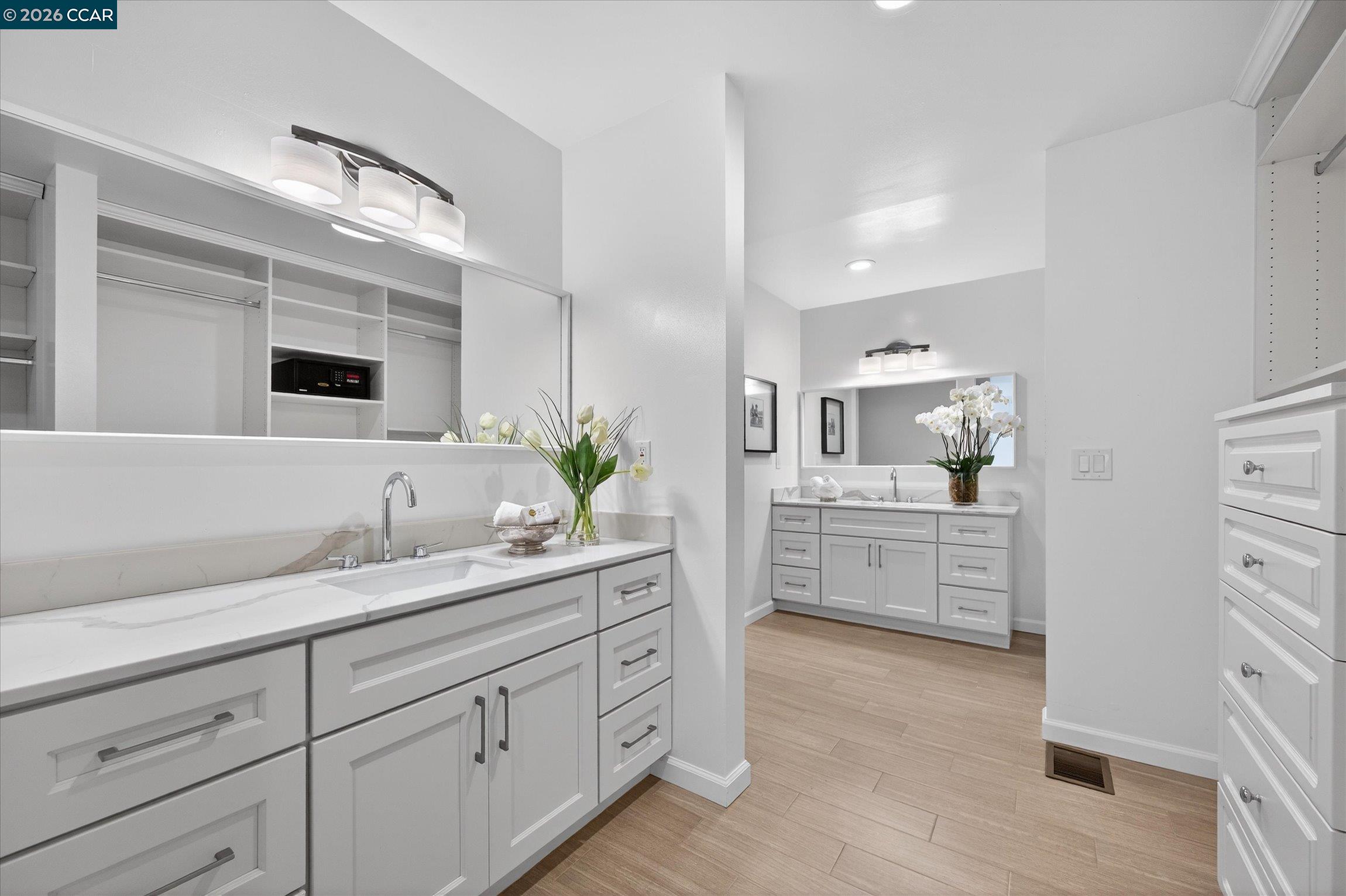 Detail Gallery Image 18 of 36 For 224 the Knoll, Orinda,  CA 94563 - 3 Beds | 2/1 Baths