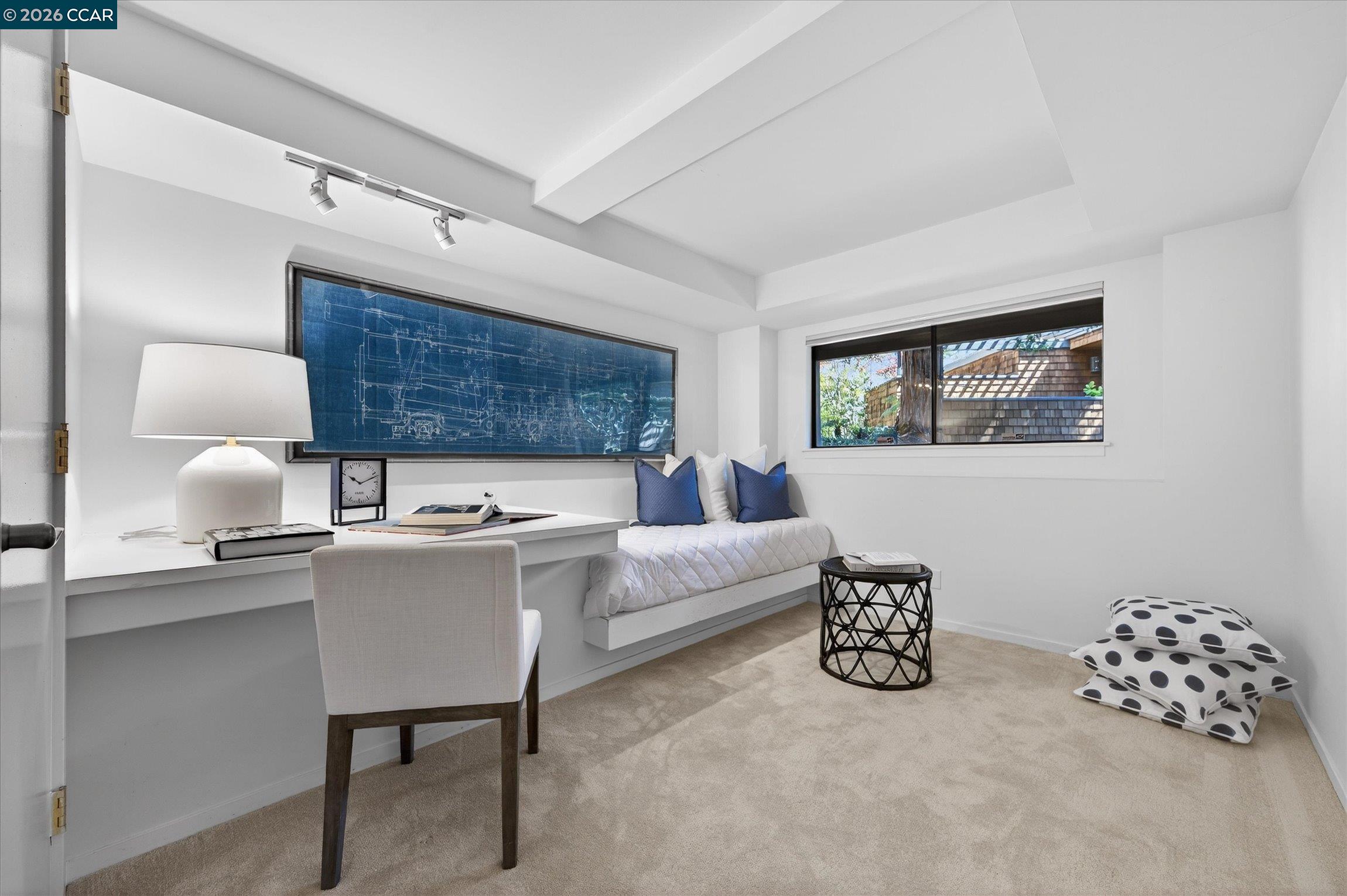 Detail Gallery Image 22 of 36 For 224 the Knoll, Orinda,  CA 94563 - 3 Beds | 2/1 Baths