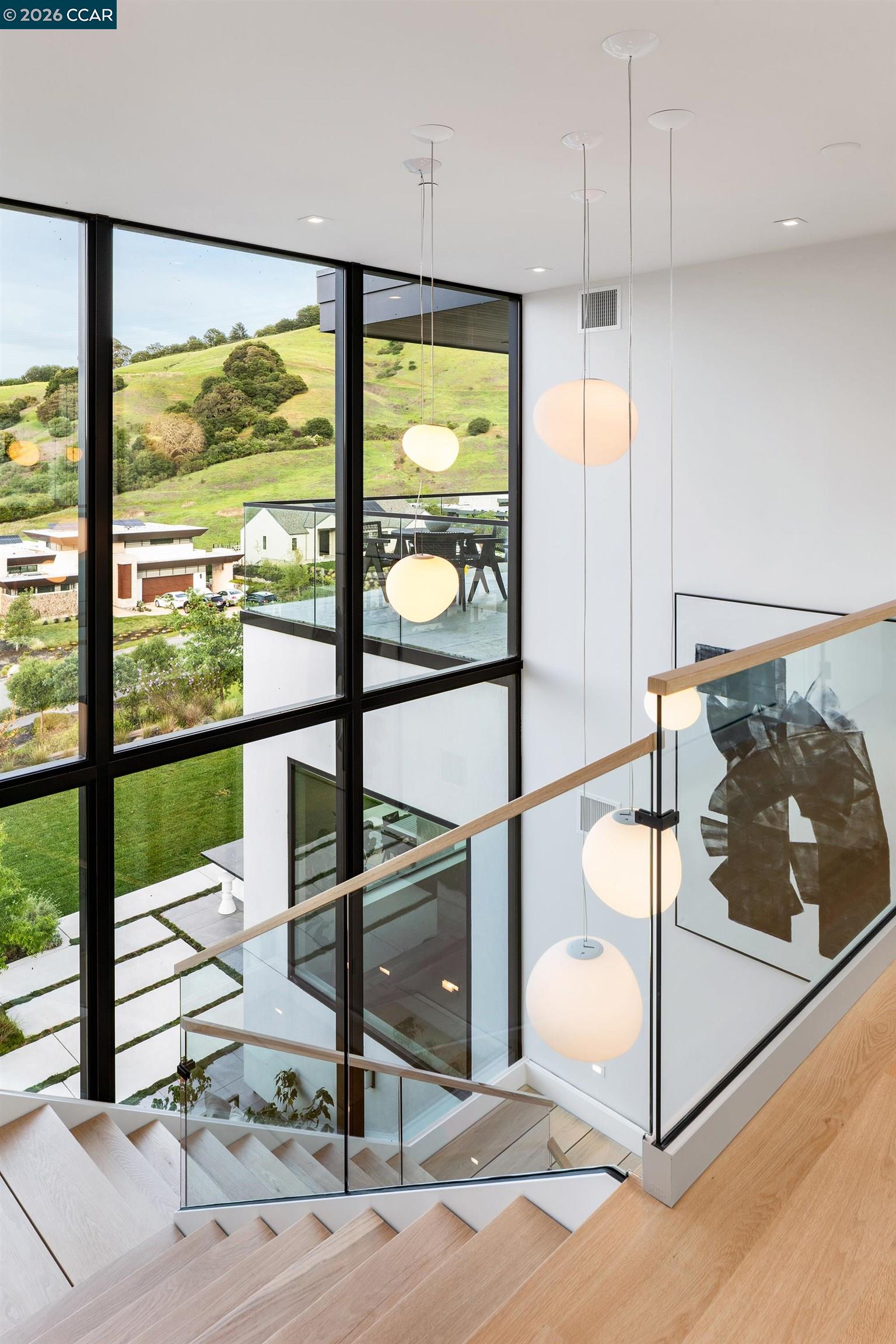 Detail Gallery Image 20 of 42 For 83 Dairy Creek Ln, Orinda,  CA 94563 - 4 Beds | 4/1 Baths