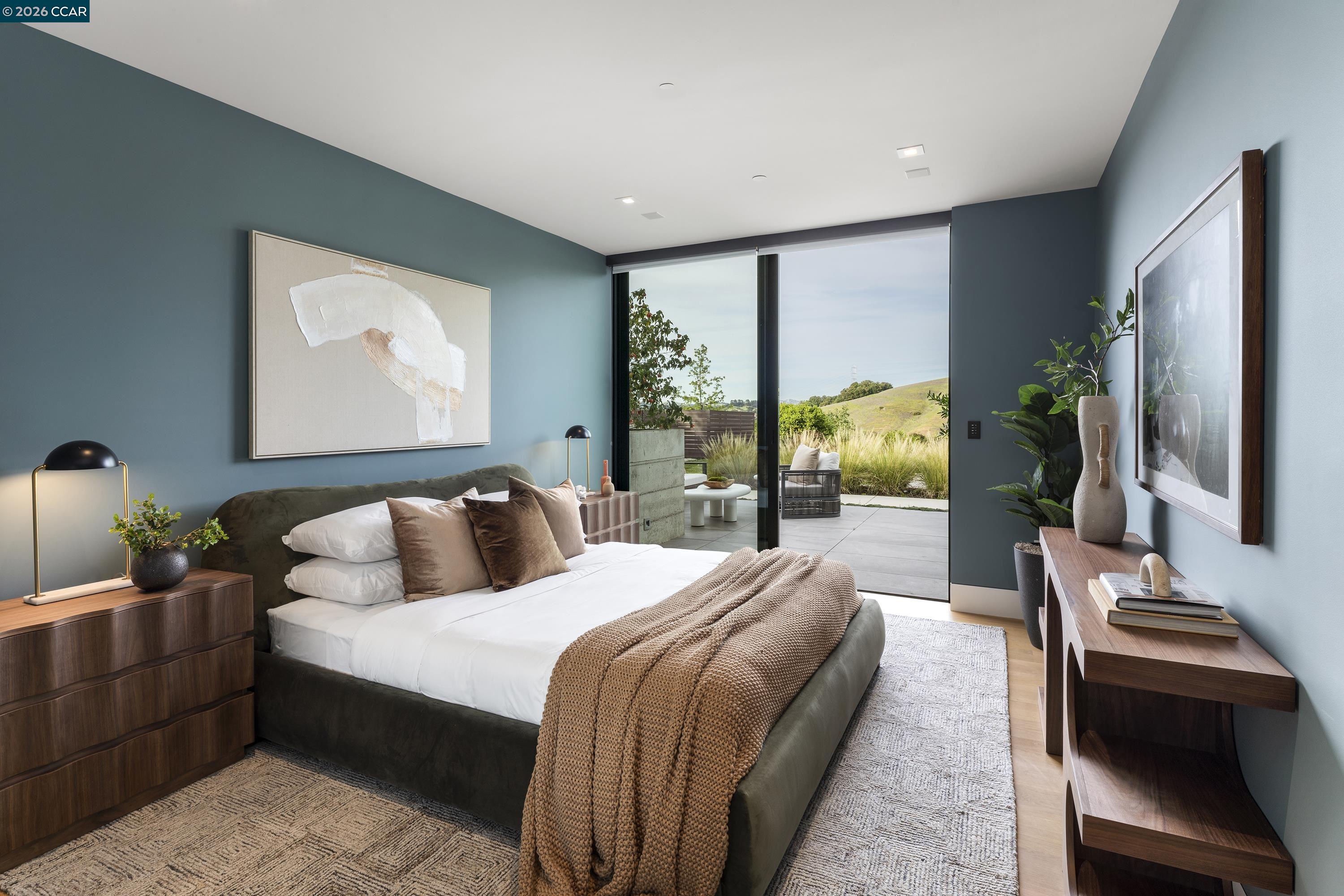 Detail Gallery Image 37 of 42 For 83 Dairy Creek Ln, Orinda,  CA 94563 - 4 Beds | 4/1 Baths