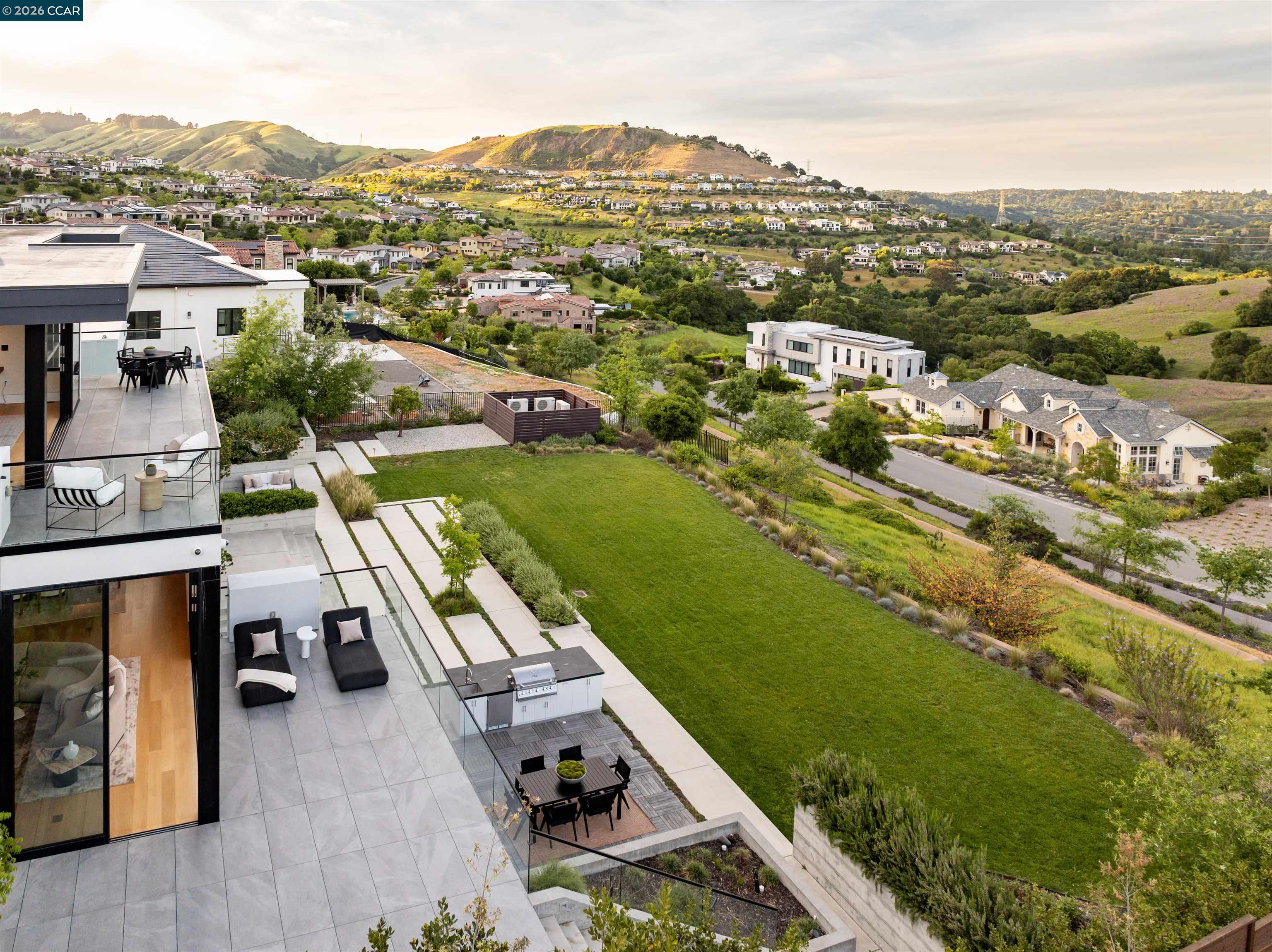 83 Dairy Creek Ln, Orinda, CA, 94563