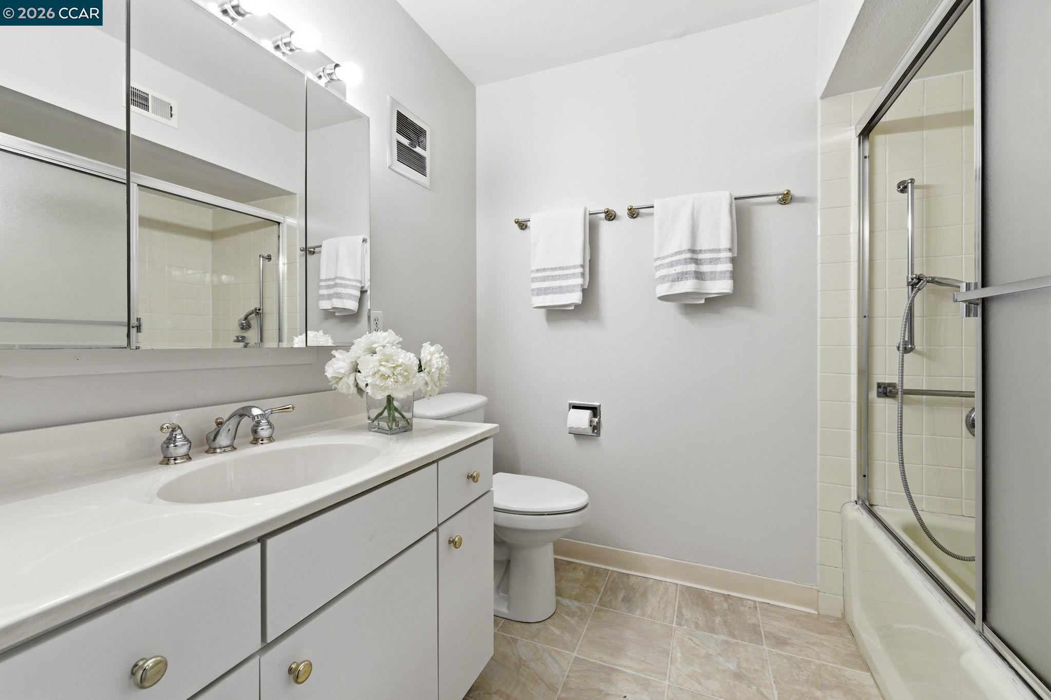 Photo #20: 41129830 Listing: Photo #20