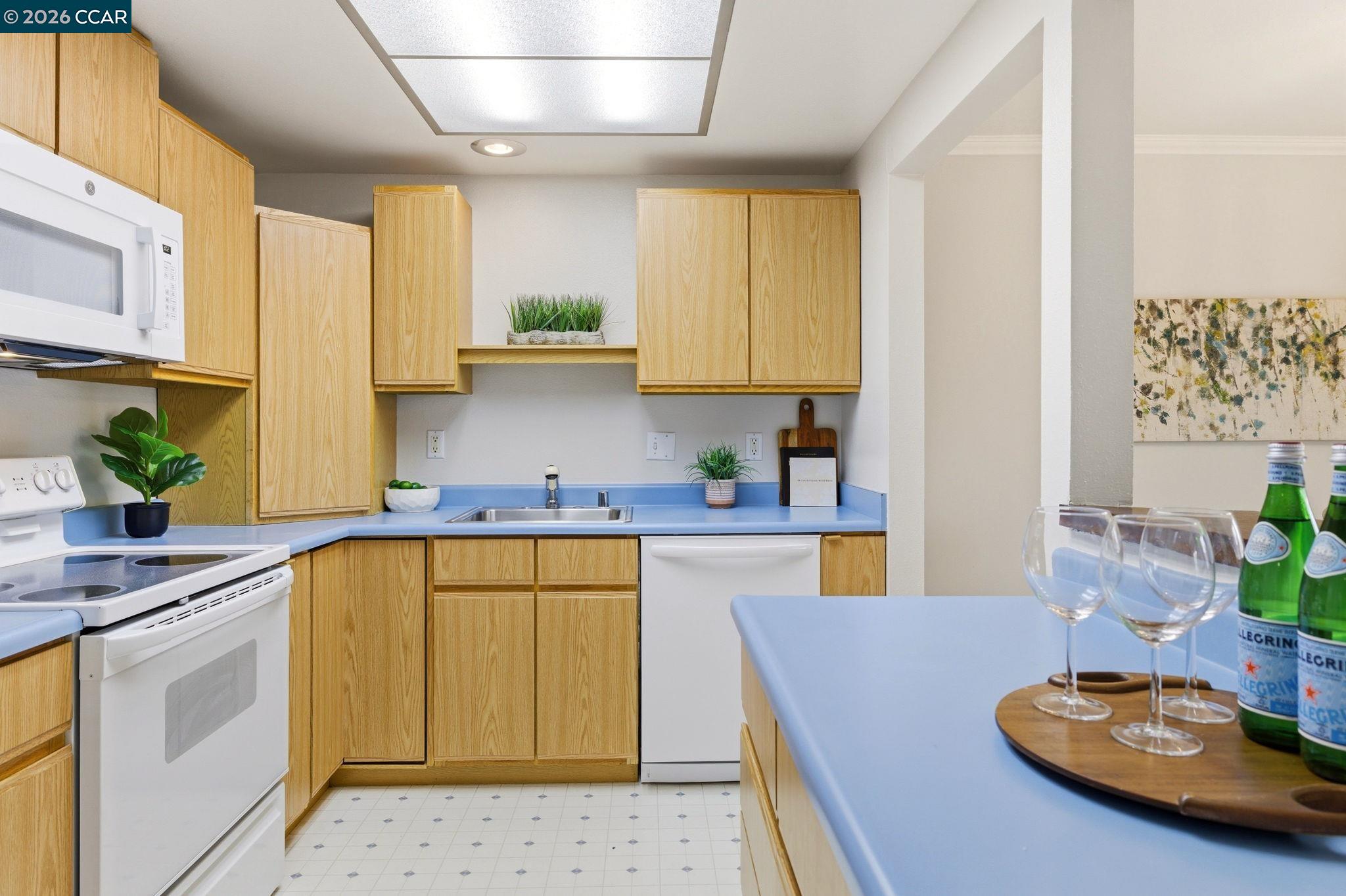 Photo #8: 41129830 Listing: Photo #8