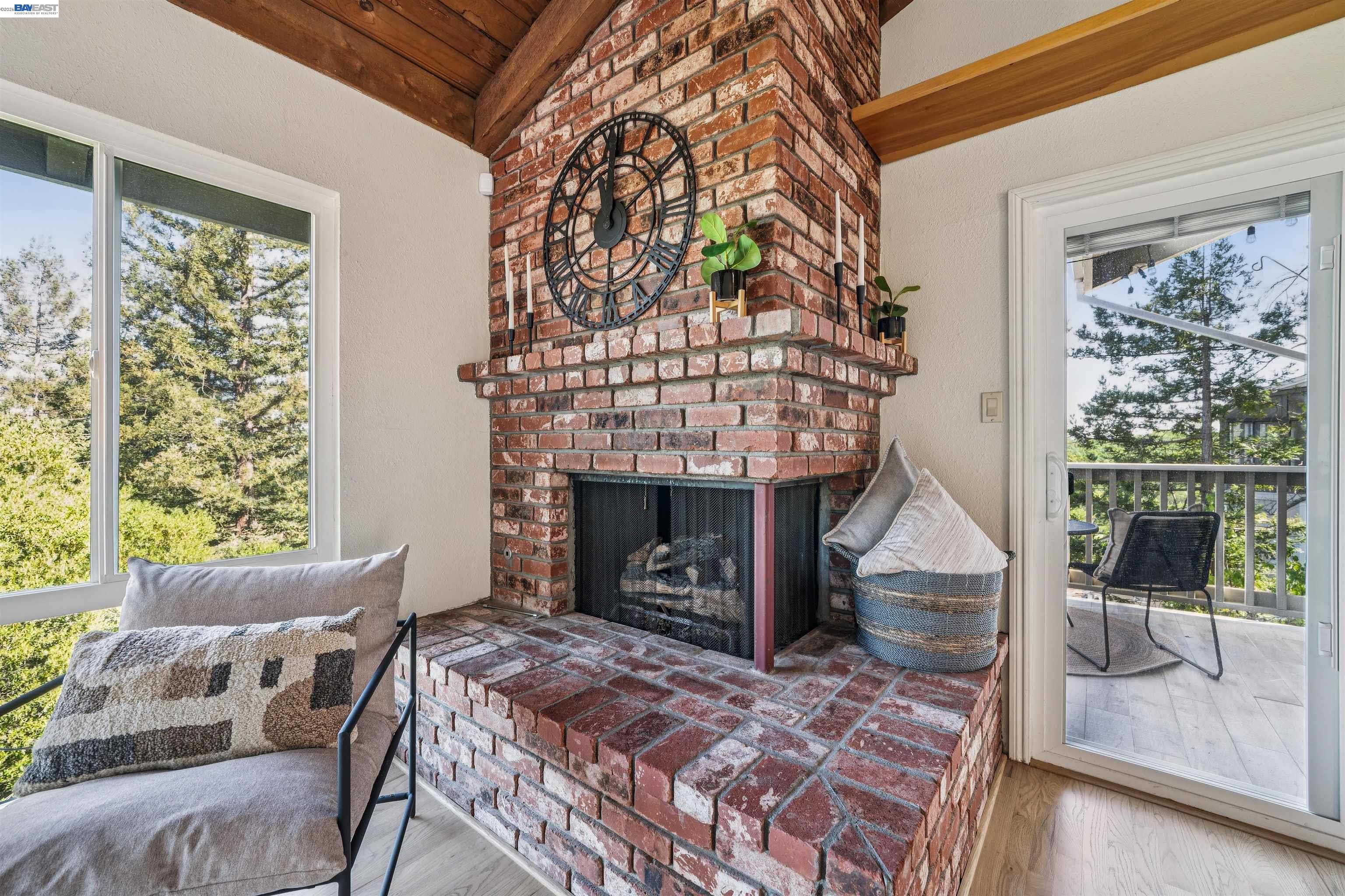 Photo #5: 41129831 Listing: Photo #5