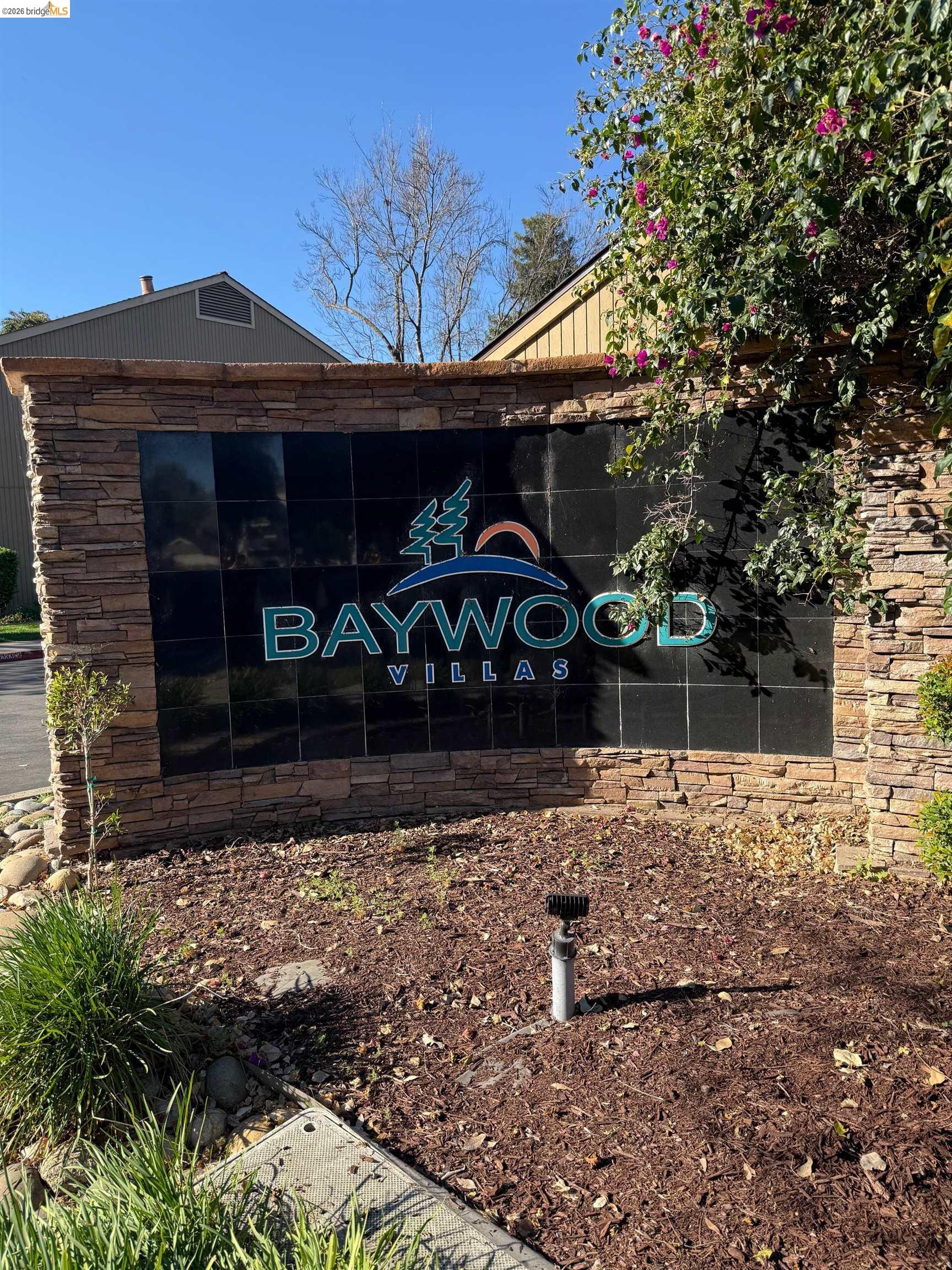 Photo #1: 41129834 Listing: Photo #1