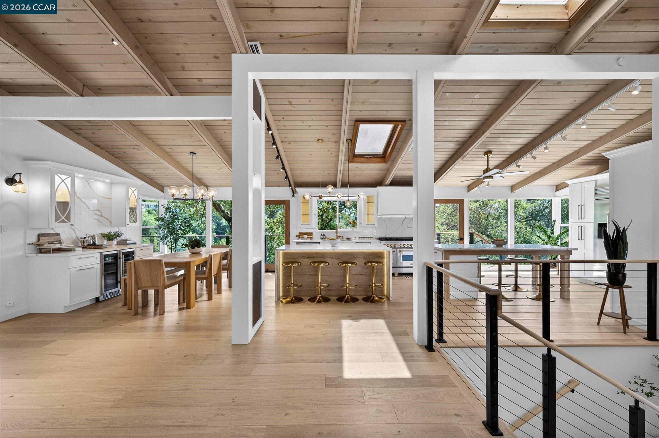 Detail Gallery Image 19 of 56 For 130 La Espiral, Orinda,  CA 94563 - 4 Beds | 3/1 Baths