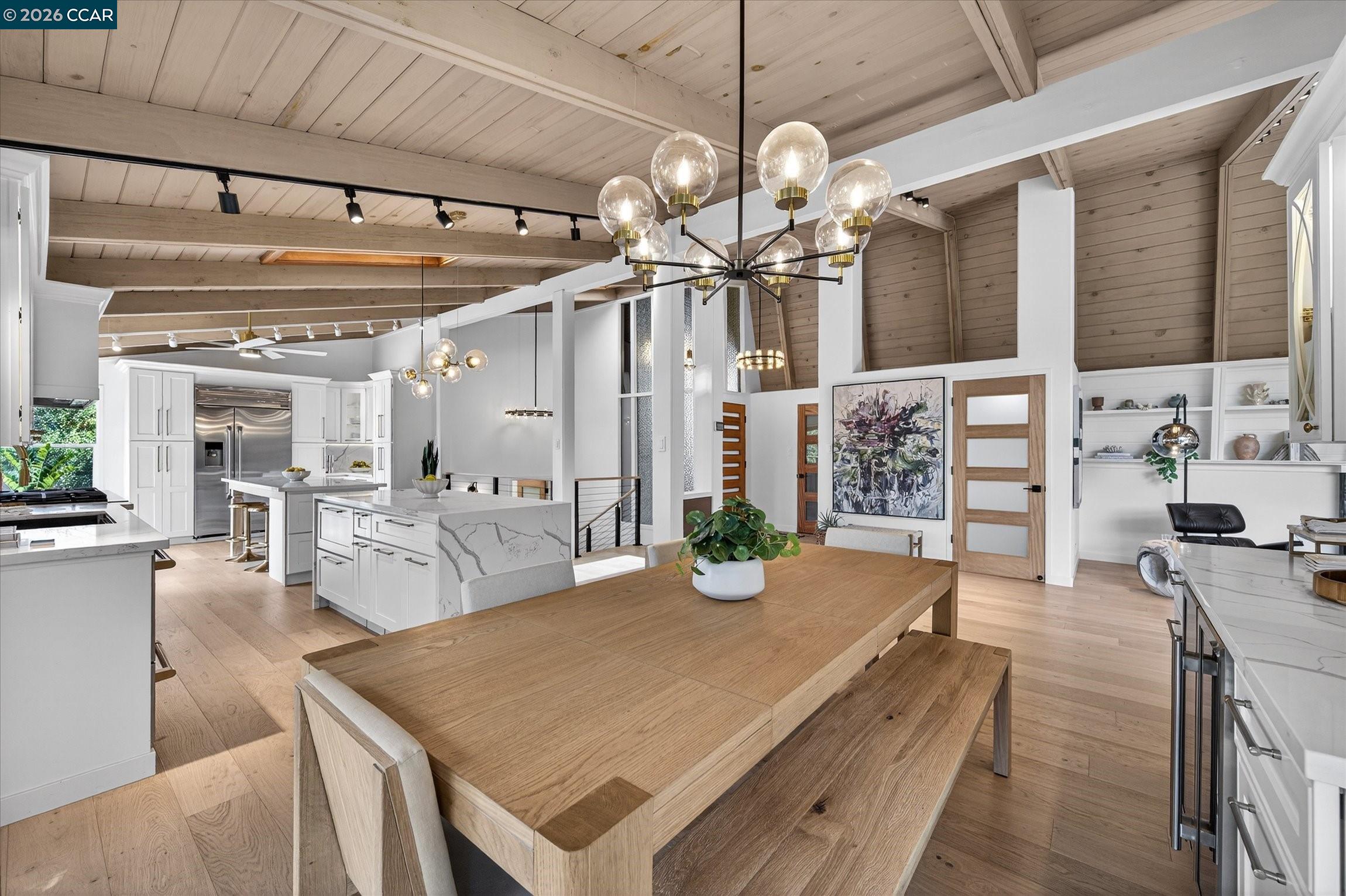 Detail Gallery Image 21 of 56 For 130 La Espiral, Orinda,  CA 94563 - 4 Beds | 3/1 Baths