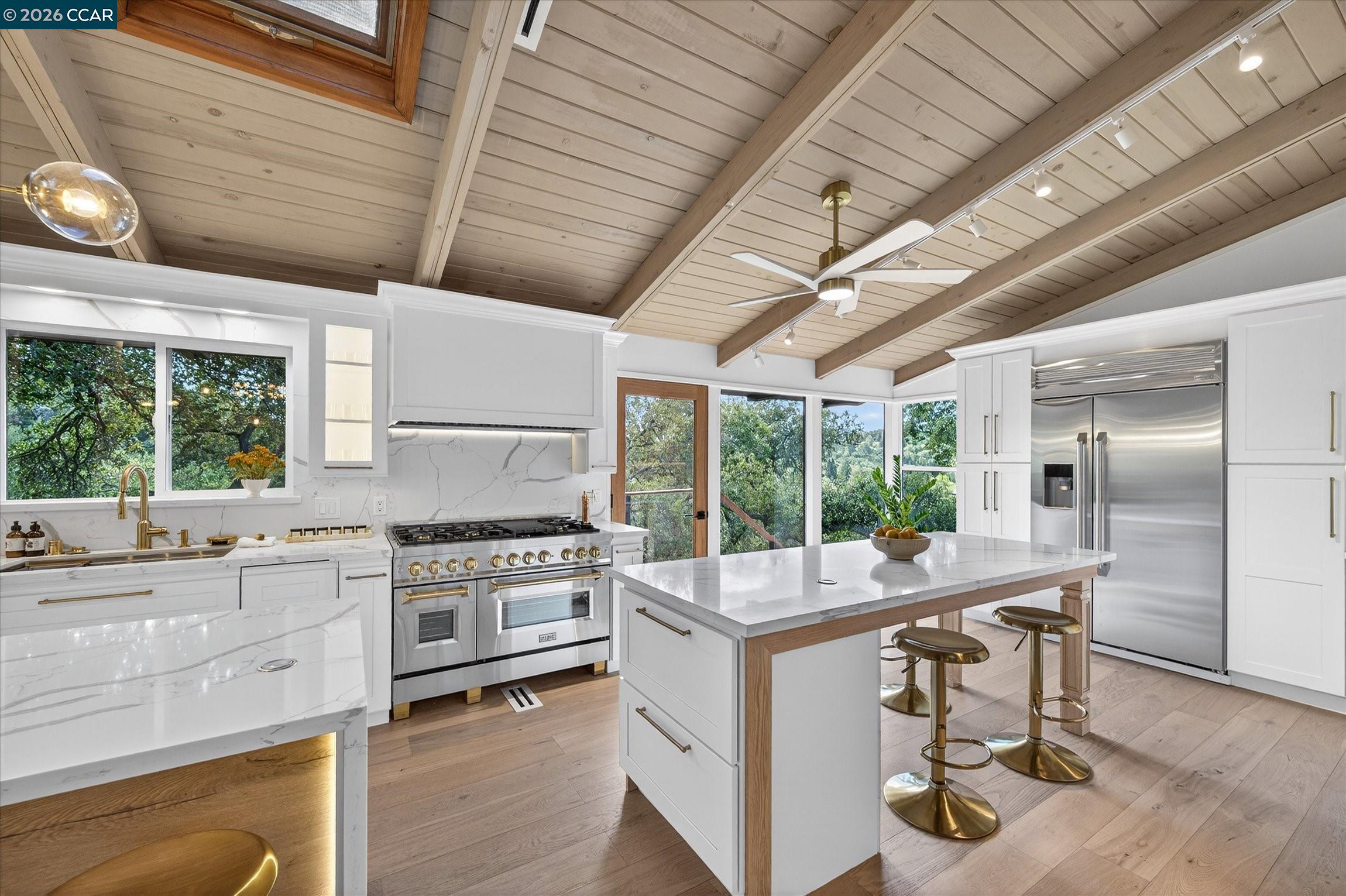 Detail Gallery Image 23 of 56 For 130 La Espiral, Orinda,  CA 94563 - 4 Beds | 3/1 Baths