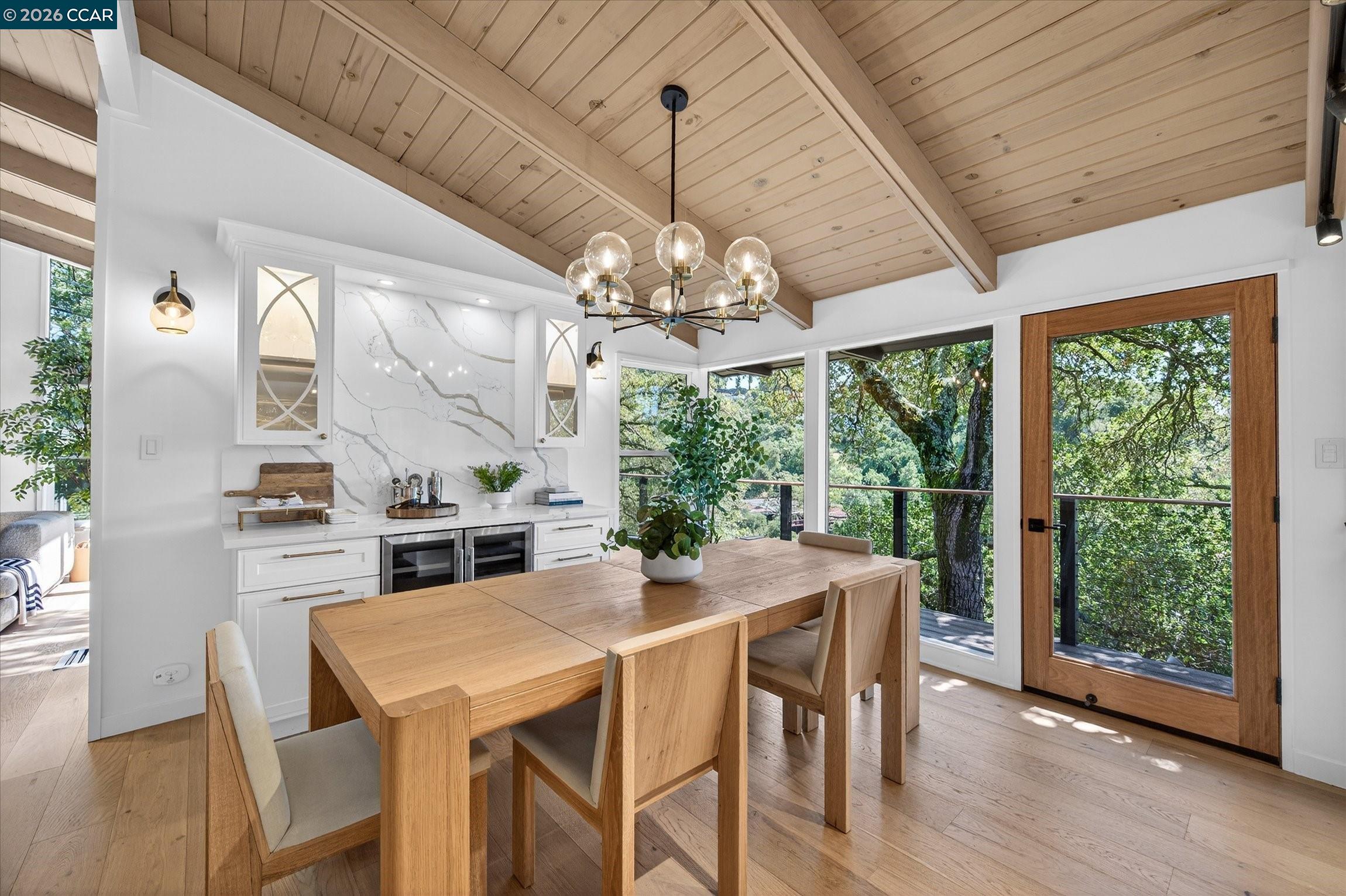 Detail Gallery Image 27 of 56 For 130 La Espiral, Orinda,  CA 94563 - 4 Beds | 3/1 Baths