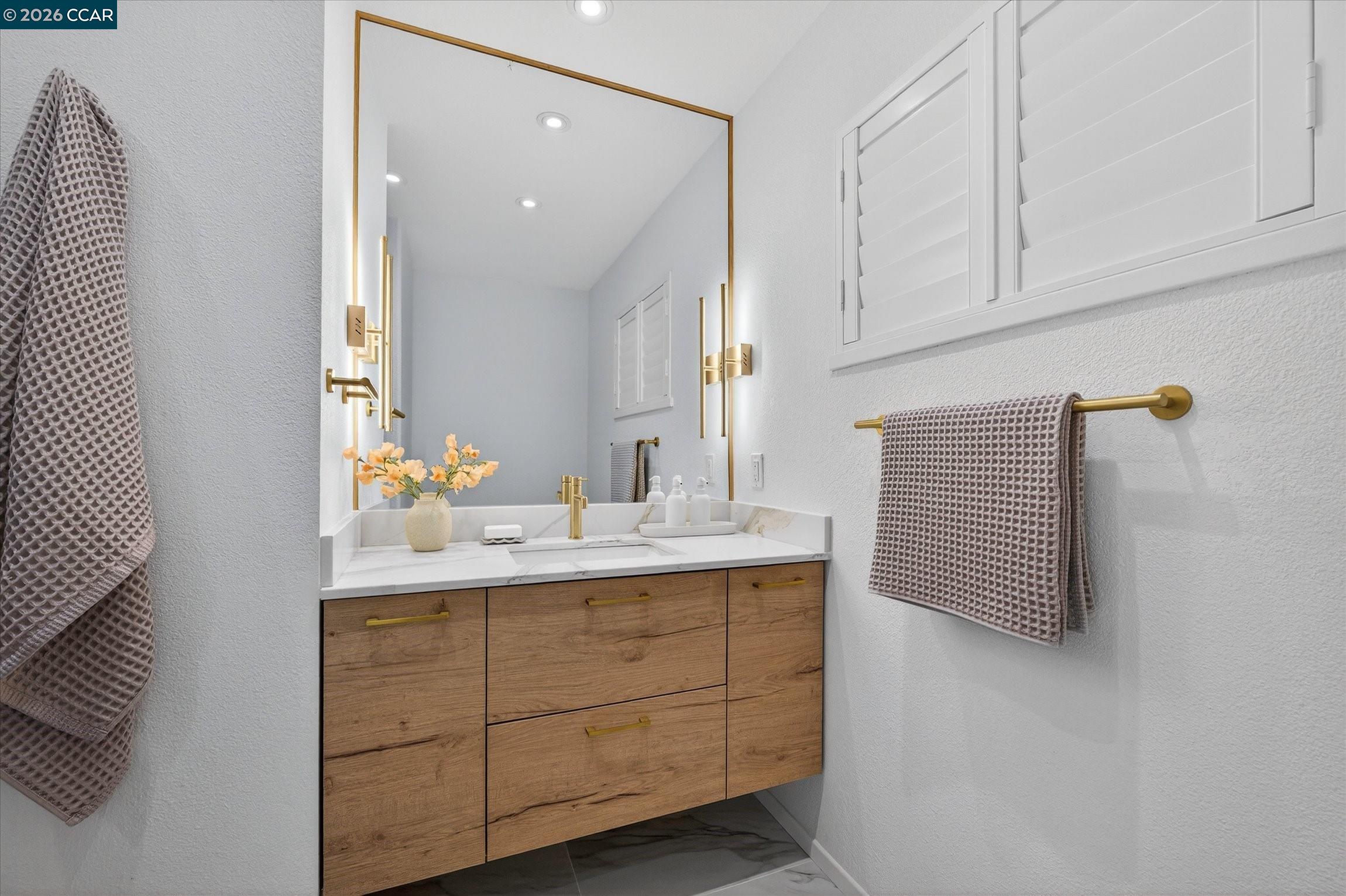 Detail Gallery Image 46 of 56 For 130 La Espiral, Orinda,  CA 94563 - 4 Beds | 3/1 Baths