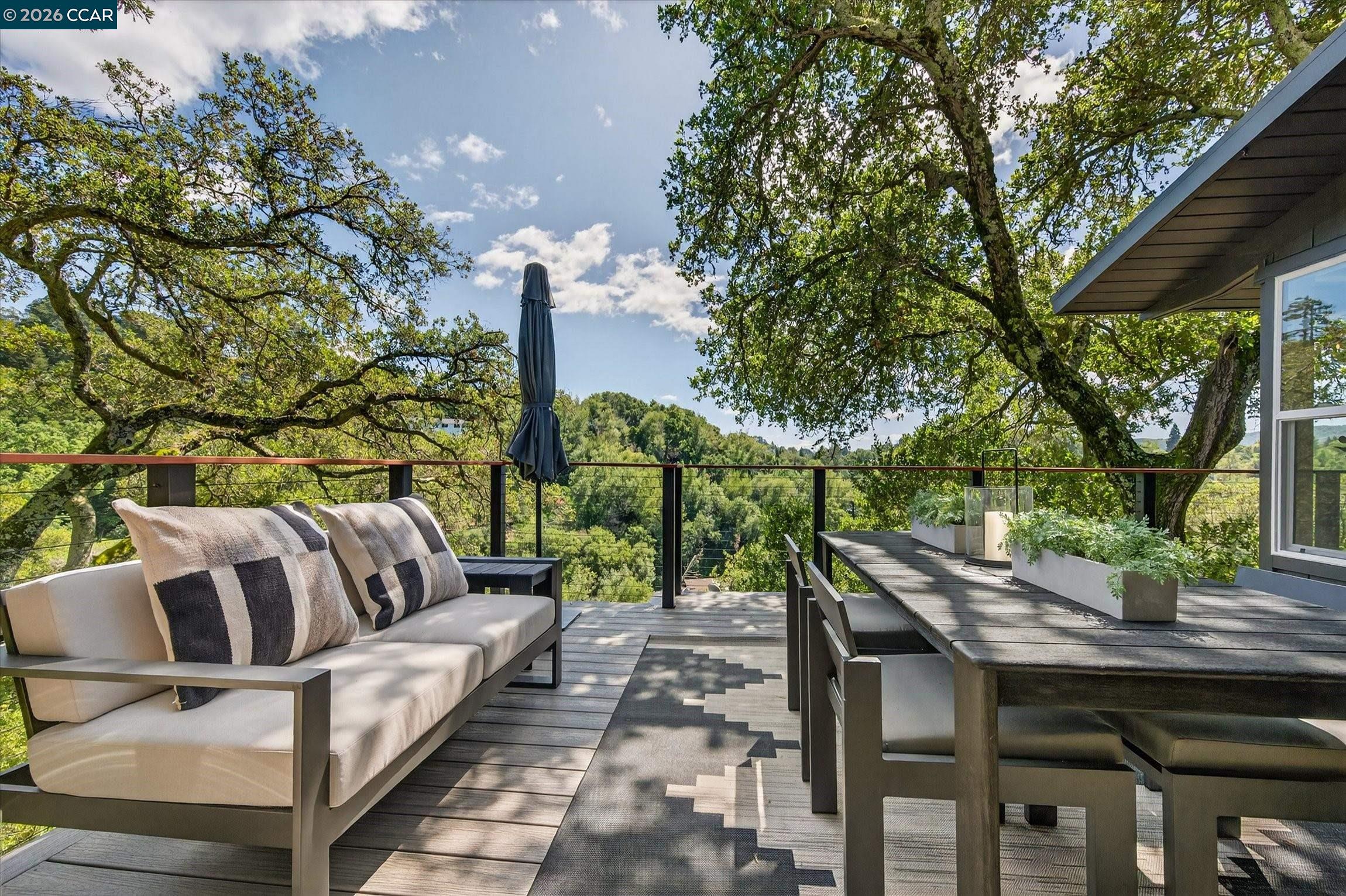 Detail Gallery Image 50 of 56 For 130 La Espiral, Orinda,  CA 94563 - 4 Beds | 3/1 Baths