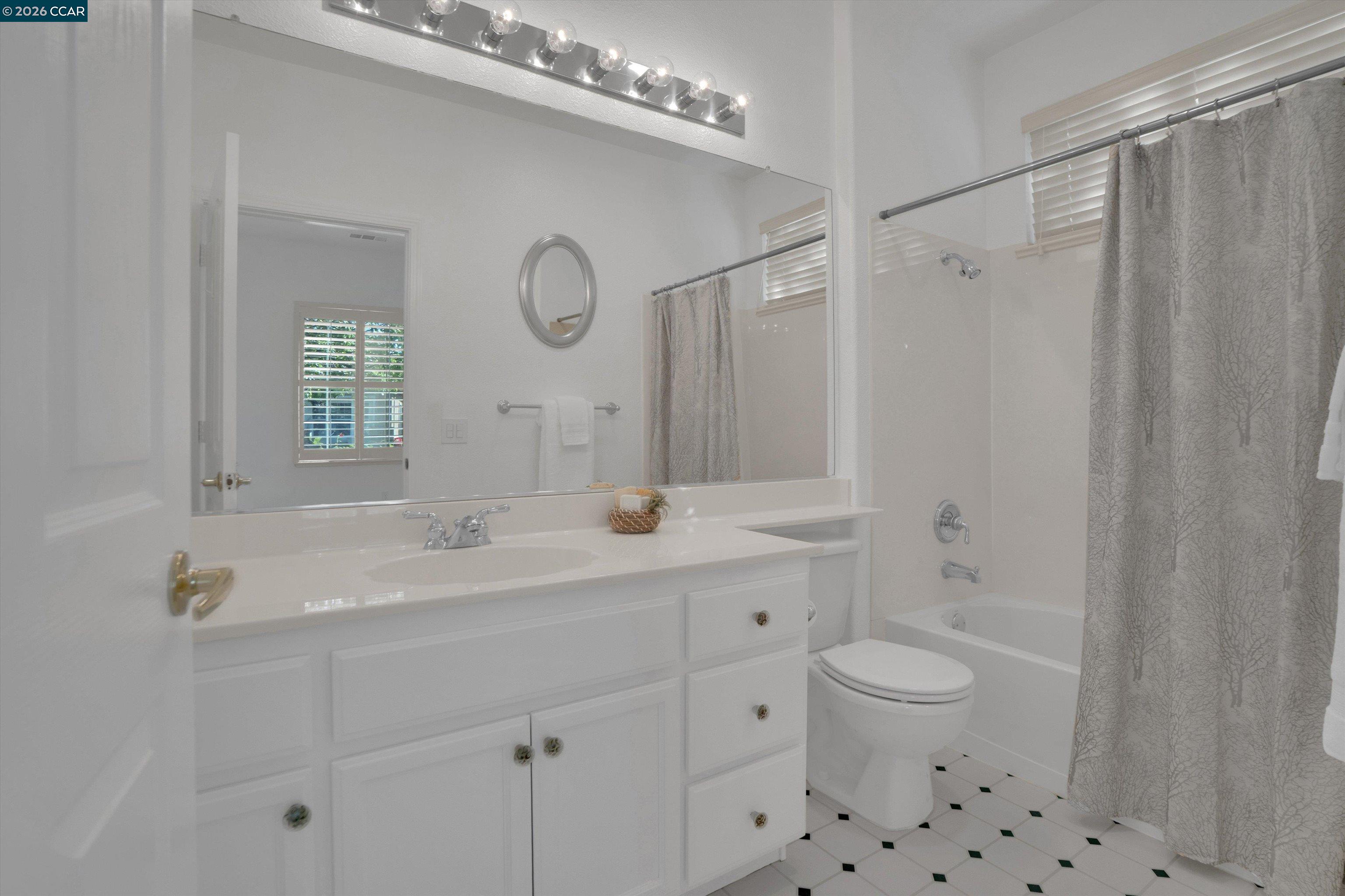 Detail Gallery Image 12 of 51 For 1524 Bismarck Ln, Brentwood,  CA 94513 - 2 Beds | 2/1 Baths