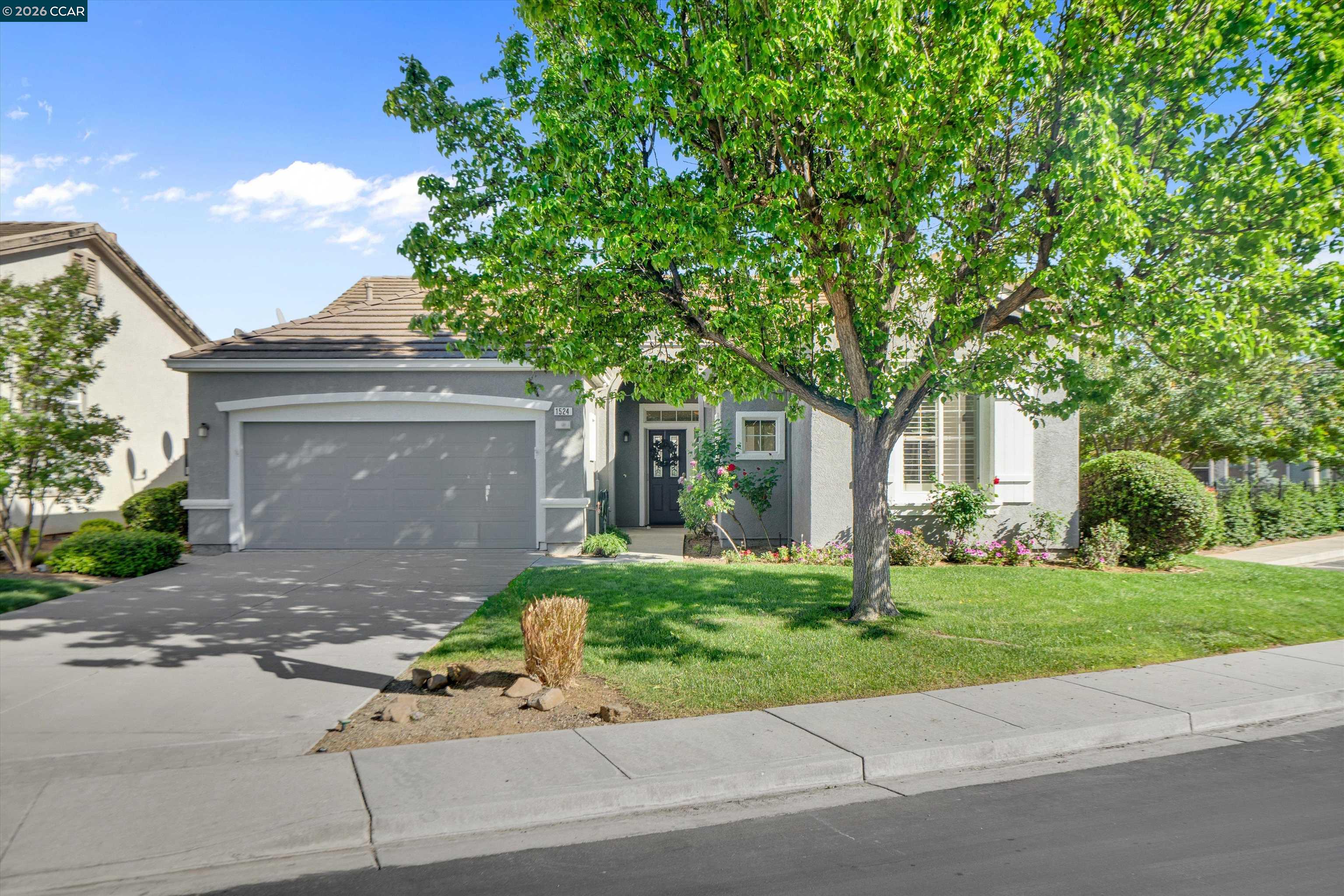 Detail Gallery Image 4 of 51 For 1524 Bismarck Ln, Brentwood,  CA 94513 - 2 Beds | 2/1 Baths