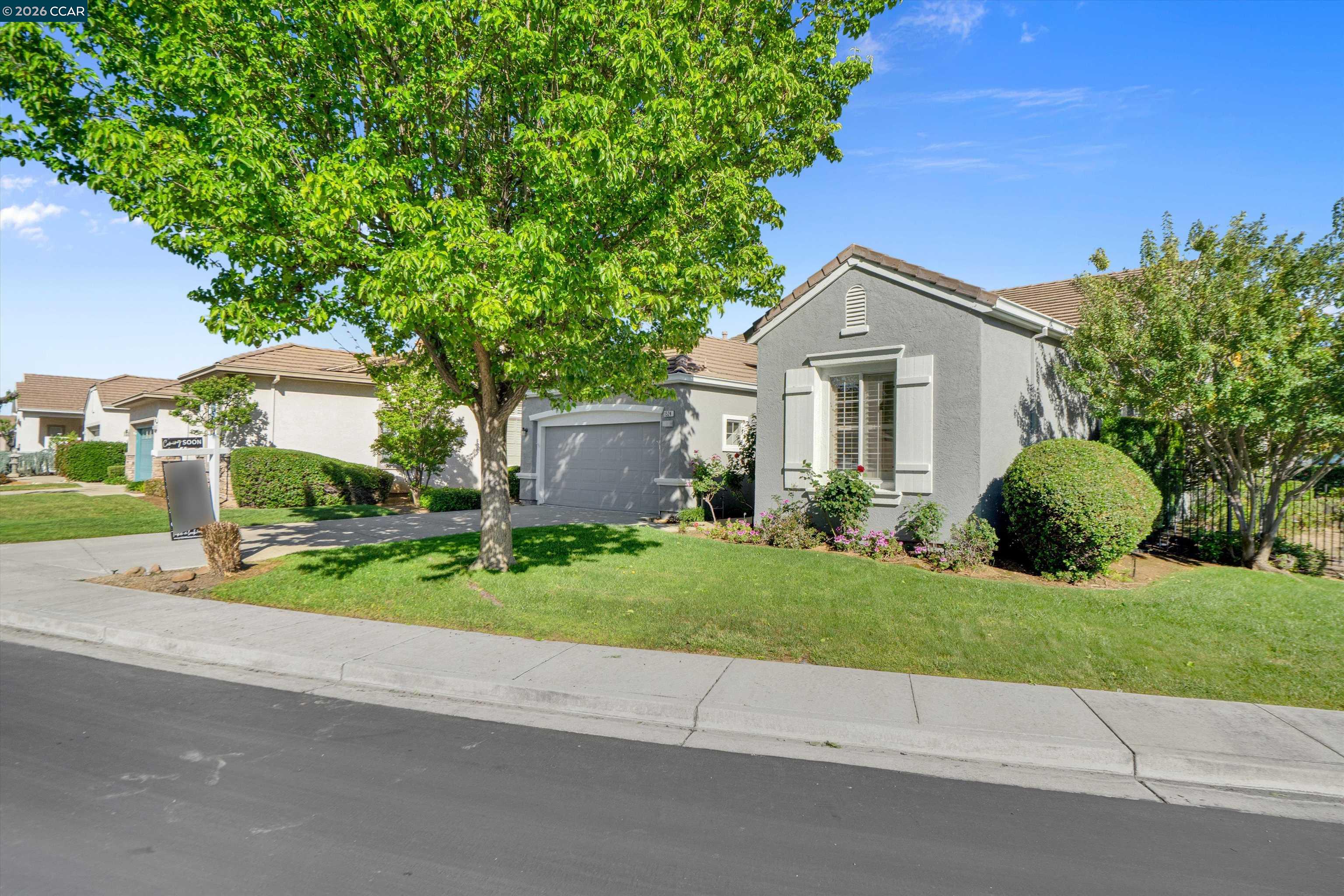 Detail Gallery Image 5 of 51 For 1524 Bismarck Ln, Brentwood,  CA 94513 - 2 Beds | 2/1 Baths