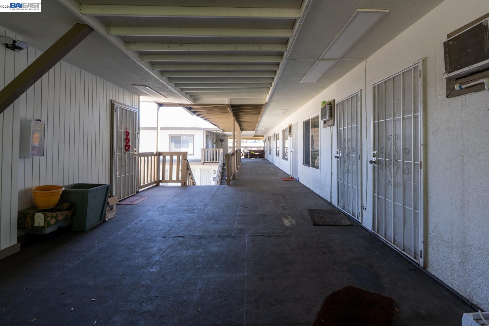 Detail Gallery Image 14 of 34 For 132 W 18th St, Merced,  CA 95340 - – Beds | – Baths