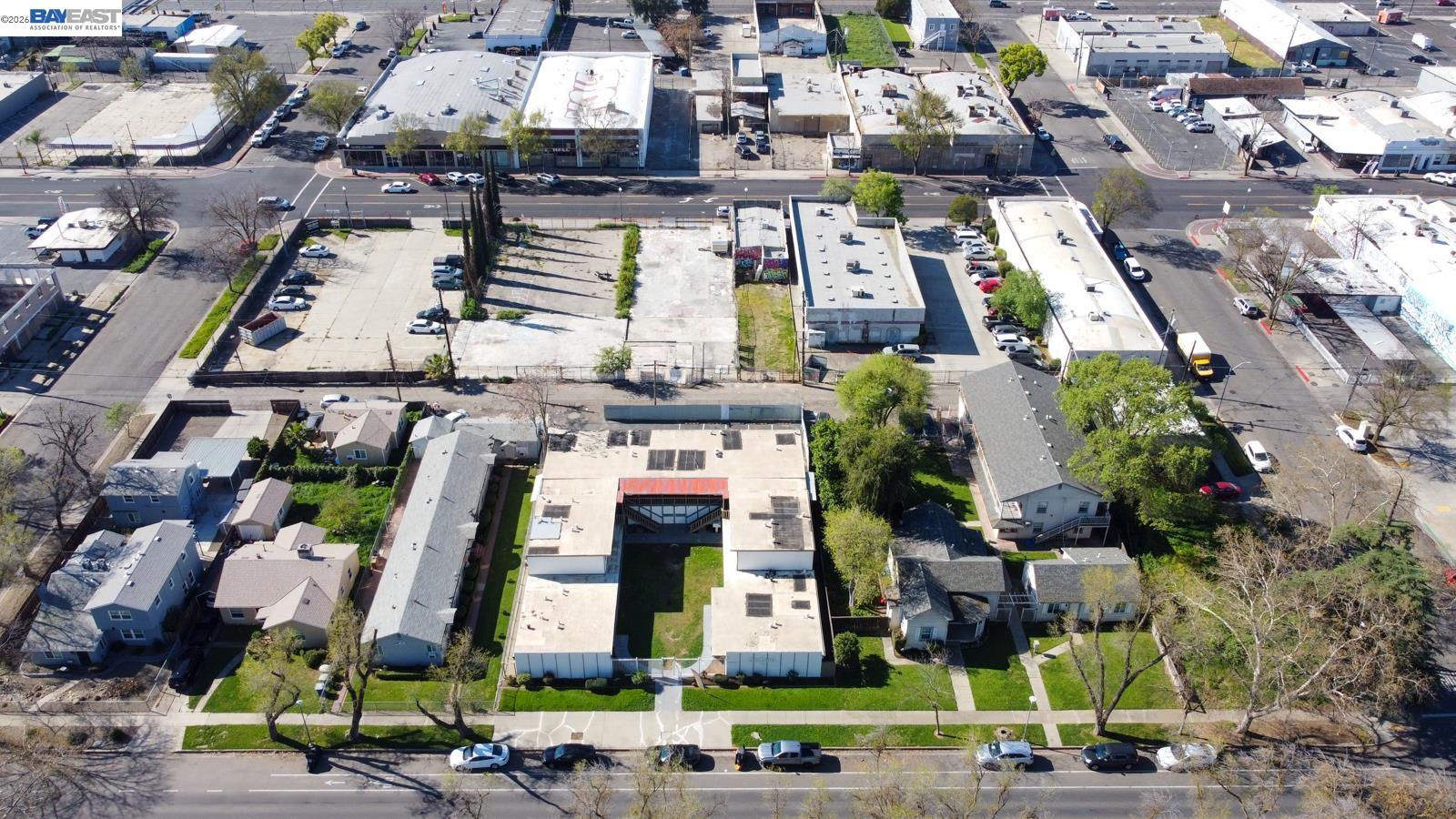 Detail Gallery Image 22 of 34 For 132 W 18th St, Merced,  CA 95340 - – Beds | – Baths