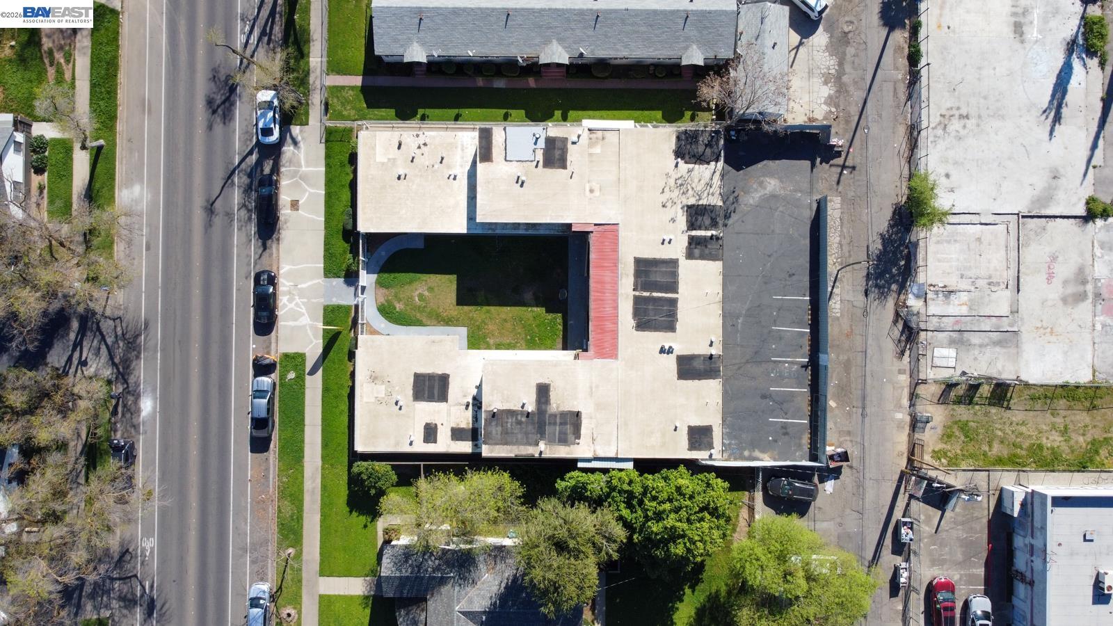 Detail Gallery Image 26 of 34 For 132 W 18th St, Merced,  CA 95340 - – Beds | – Baths