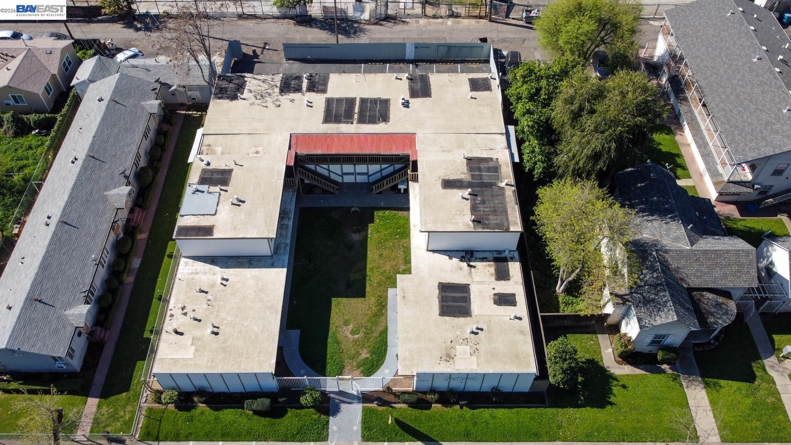 Detail Gallery Image 28 of 34 For 132 W 18th St, Merced,  CA 95340 - – Beds | – Baths