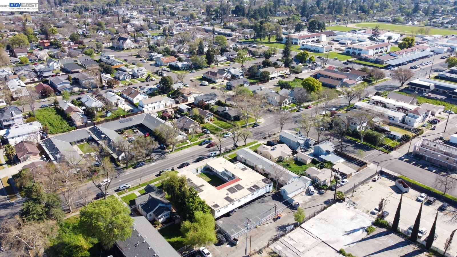 Detail Gallery Image 32 of 34 For 132 W 18th St, Merced,  CA 95340 - – Beds | – Baths
