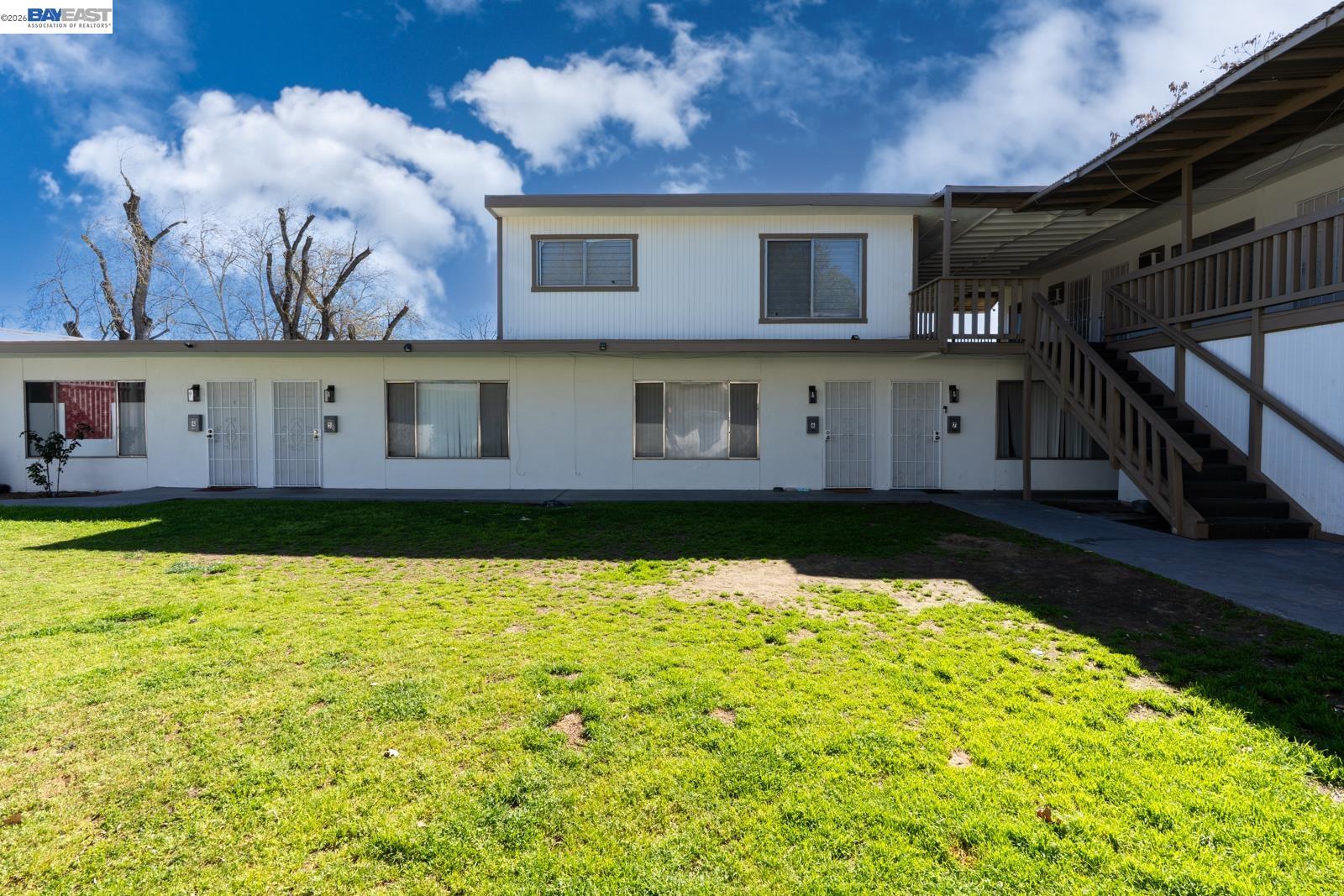 Detail Gallery Image 5 of 34 For 132 W 18th St, Merced,  CA 95340 - – Beds | – Baths