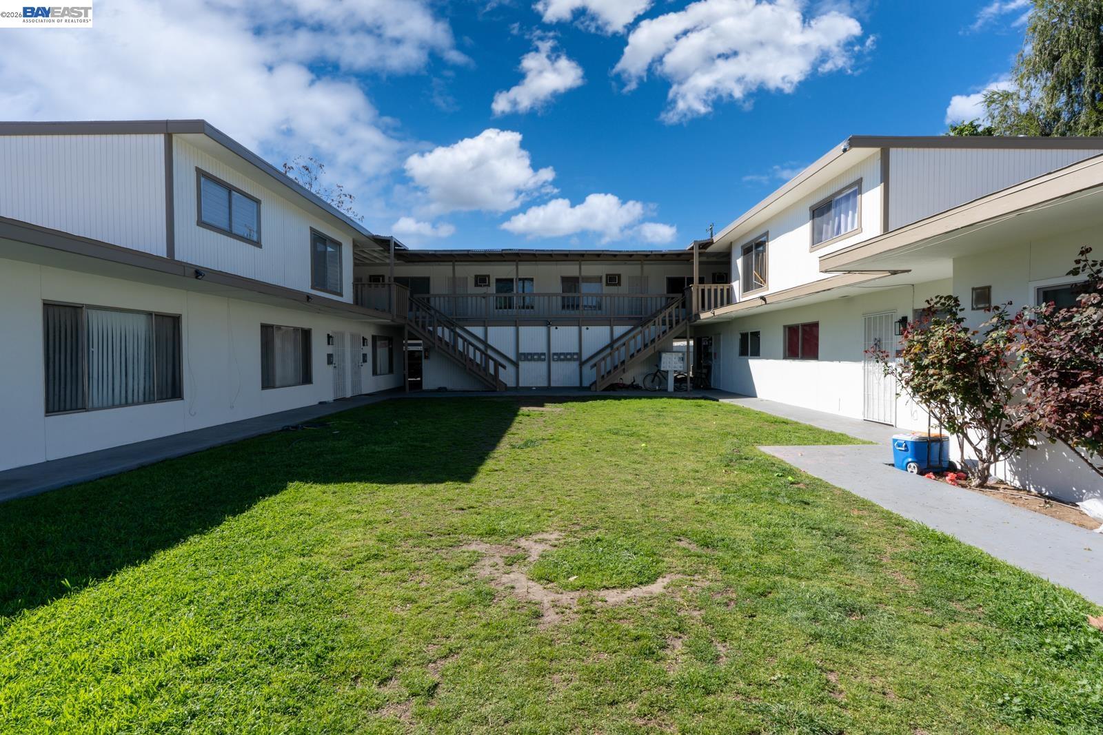 Detail Gallery Image 6 of 34 For 132 W 18th St, Merced,  CA 95340 - – Beds | – Baths