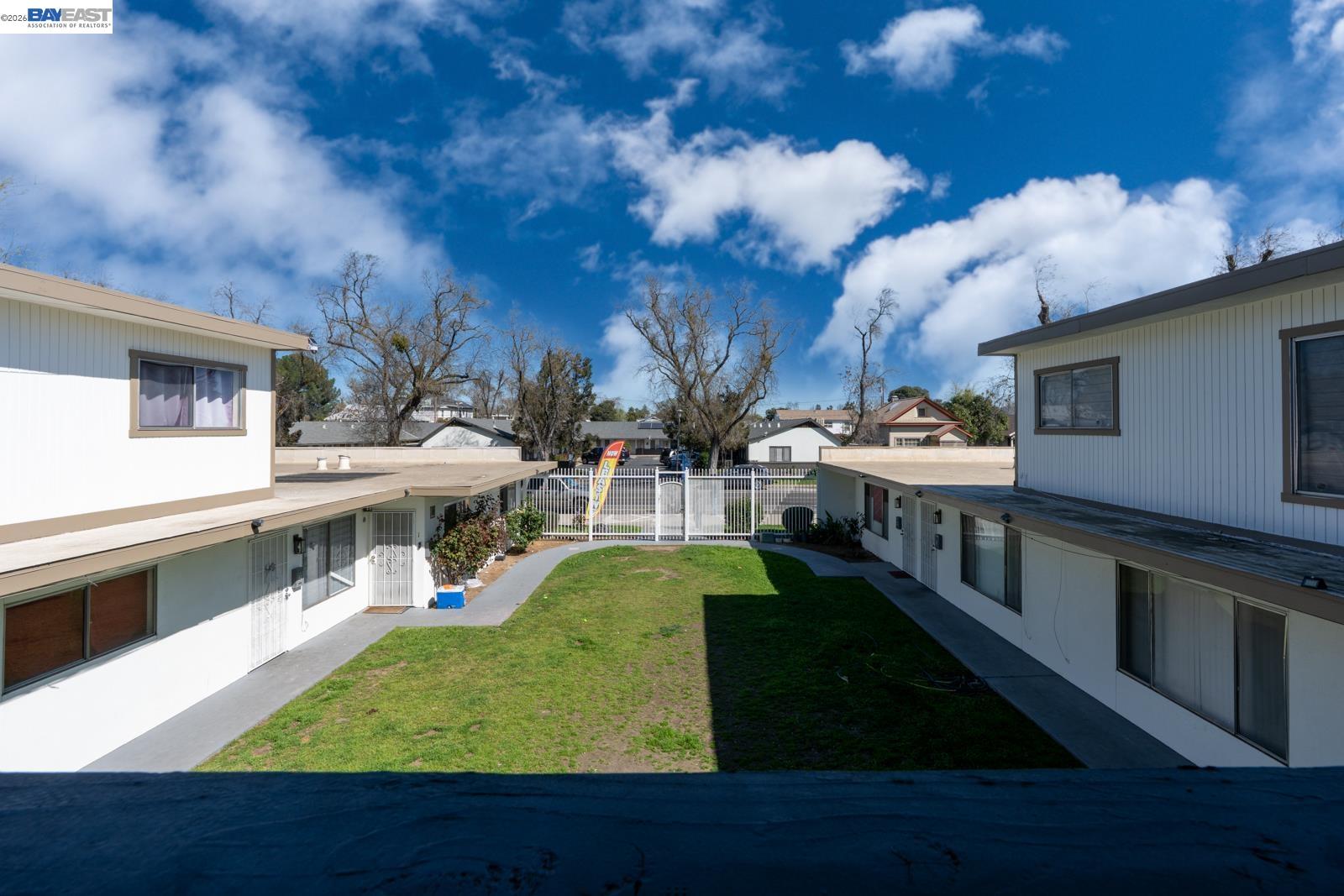 Detail Gallery Image 10 of 34 For 132 W 18th St, Merced,  CA 95340 - – Beds | – Baths
