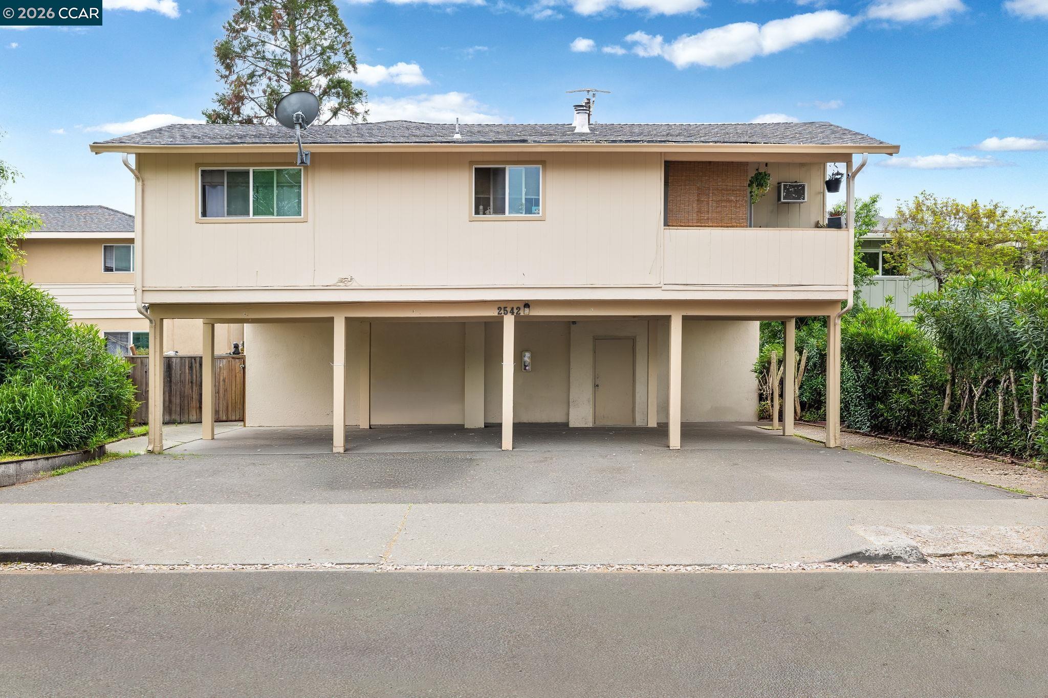 Front Image Thumbnail for CC41129840