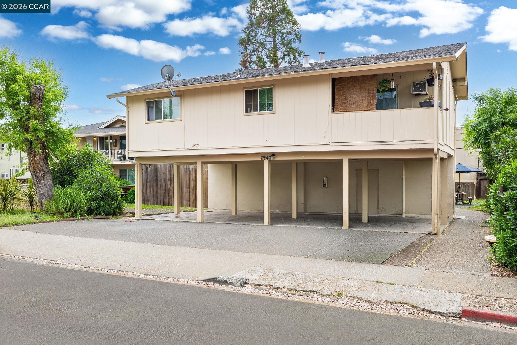 Detail Gallery Image 2 of 9 For 2542 Camara Cir, Concord,  CA 94520 - – Beds | – Baths