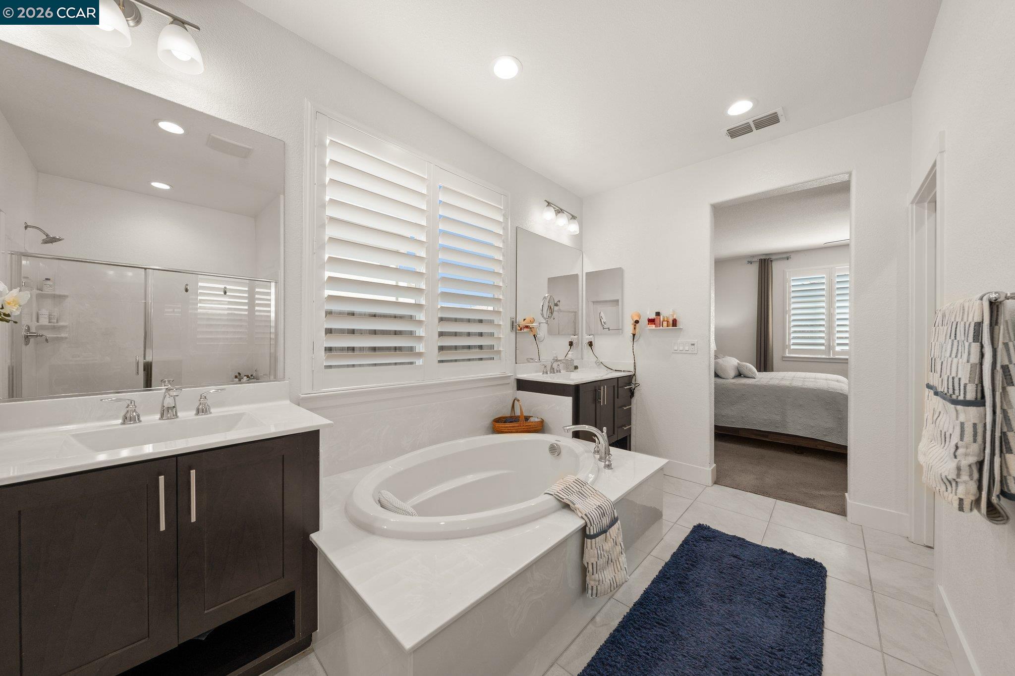 Detail Gallery Image 15 of 41 For 9078 Tradewinds Cir, Discovery Bay,  CA 94505 - 4 Beds | 3 Baths