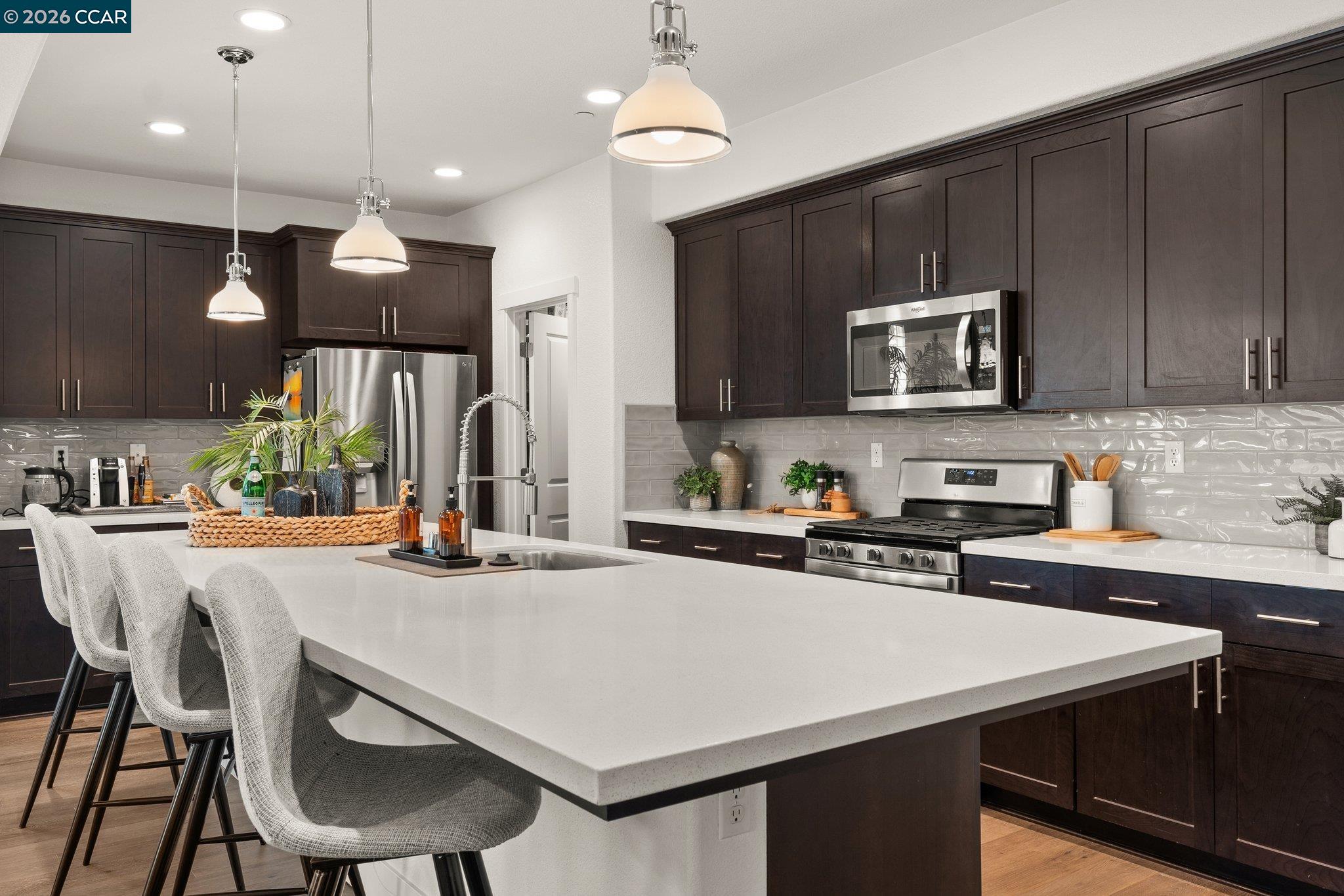 Detail Gallery Image 10 of 41 For 9078 Tradewinds Cir, Discovery Bay,  CA 94505 - 4 Beds | 3 Baths