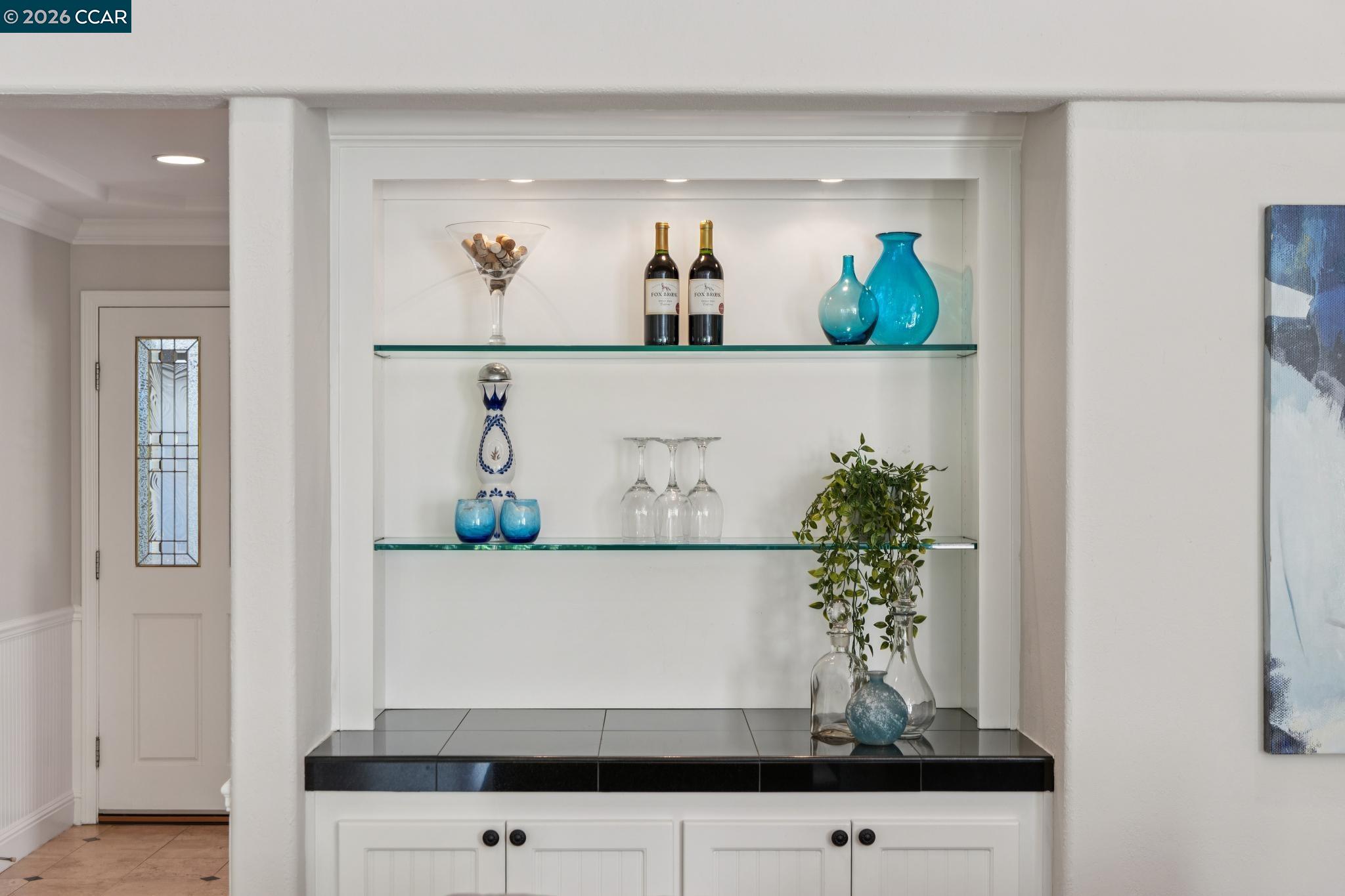 Photo #8: 41129855 Listing: Photo #8