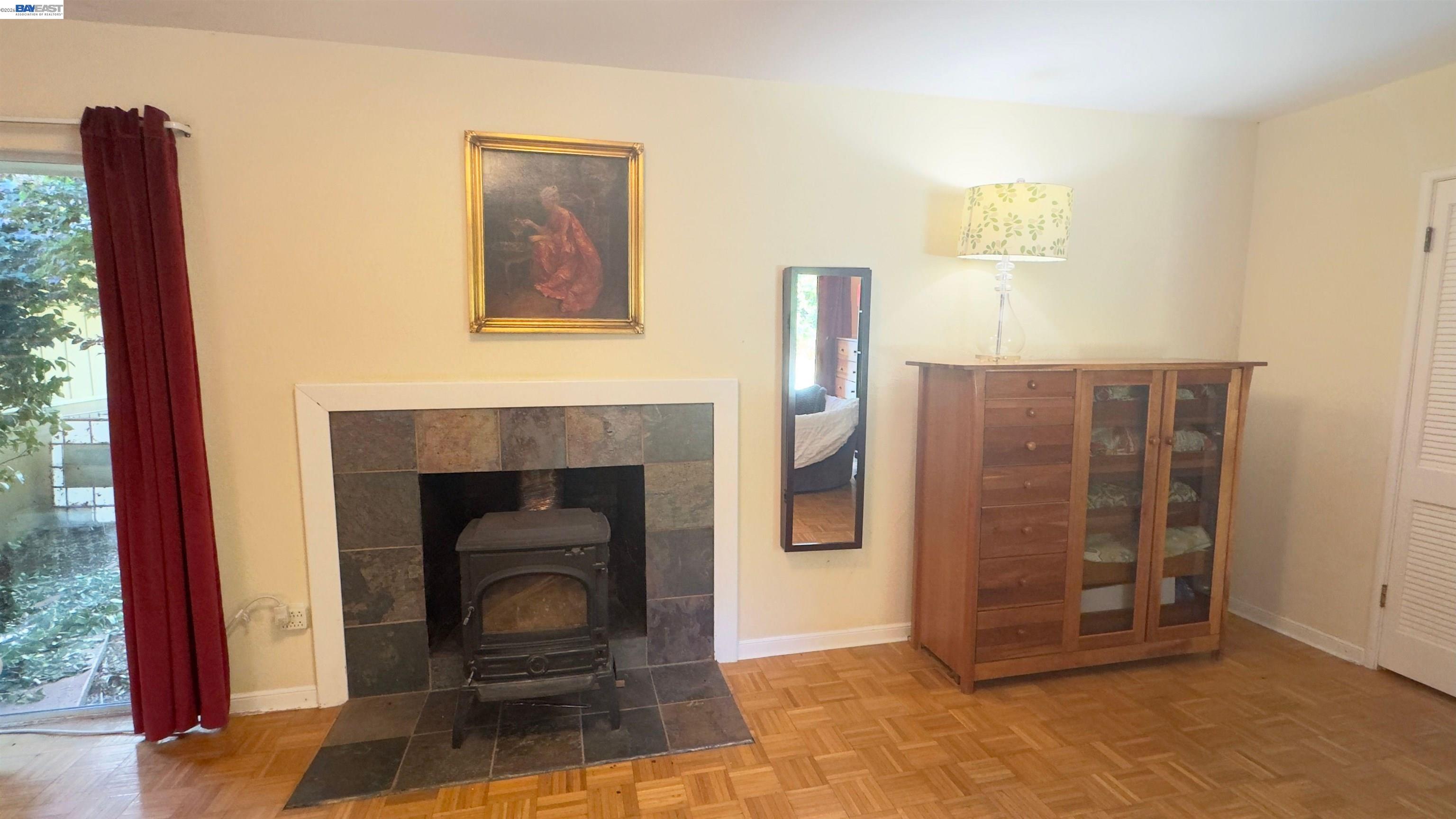 Detail Gallery Image 15 of 29 For 190 Alderwood Rd, Walnut Creek,  CA 94598-1042 - 4 Beds | 3 Baths