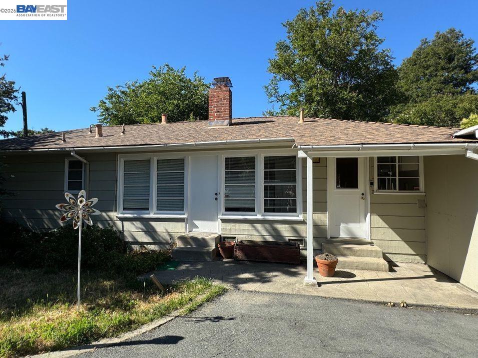 Detail Gallery Image 19 of 29 For 190 Alderwood Rd, Walnut Creek,  CA 94598-1042 - 4 Beds | 3 Baths