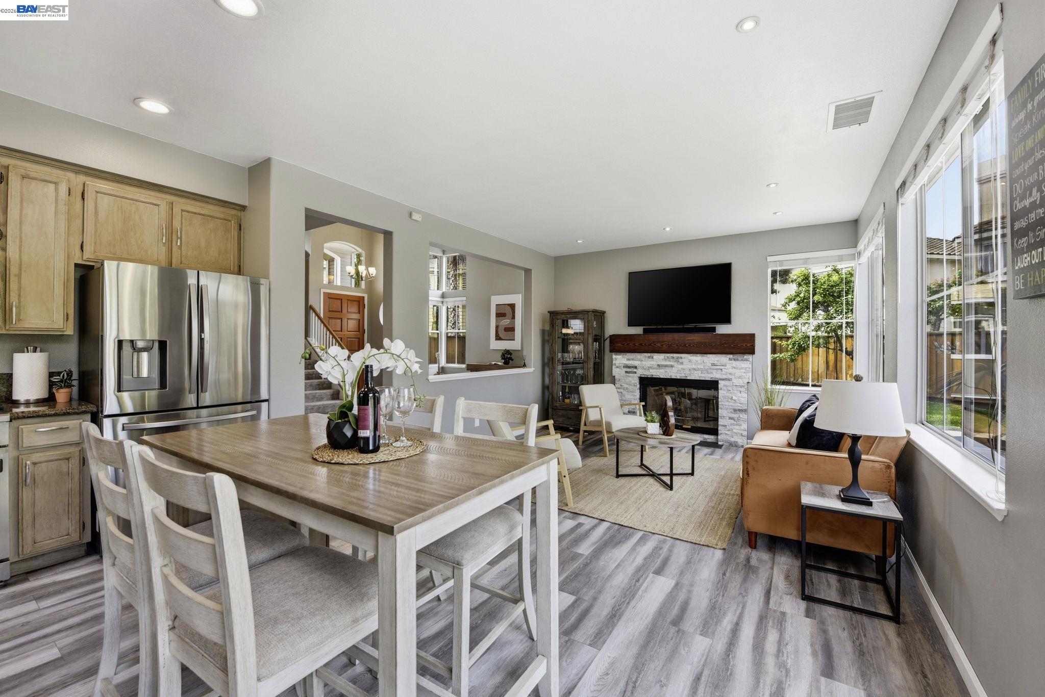 Detail Gallery Image 11 of 49 For 36939 Papaya Street, Newark,  CA 94560 - 4 Beds | 2/1 Baths