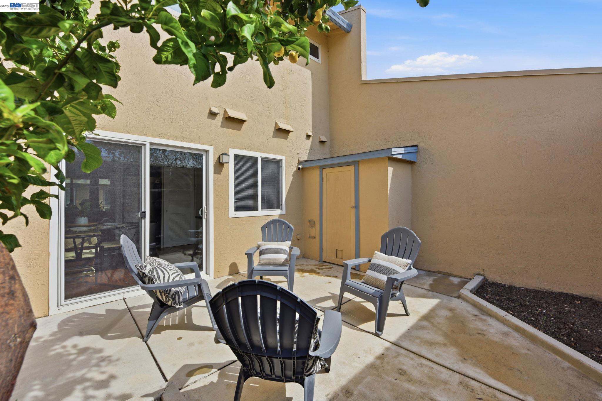 27864 Hummingbird Ct, Hayward, CA, 94545