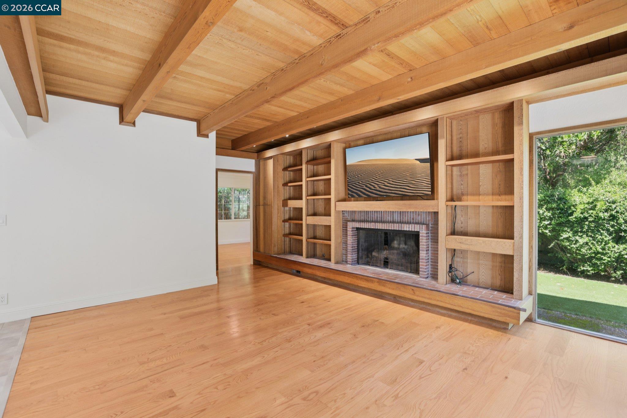 Detail Gallery Image 13 of 58 For 3394 Santa Maria Ct, Lafayette,  CA 94549 - 4 Beds | 3 Baths