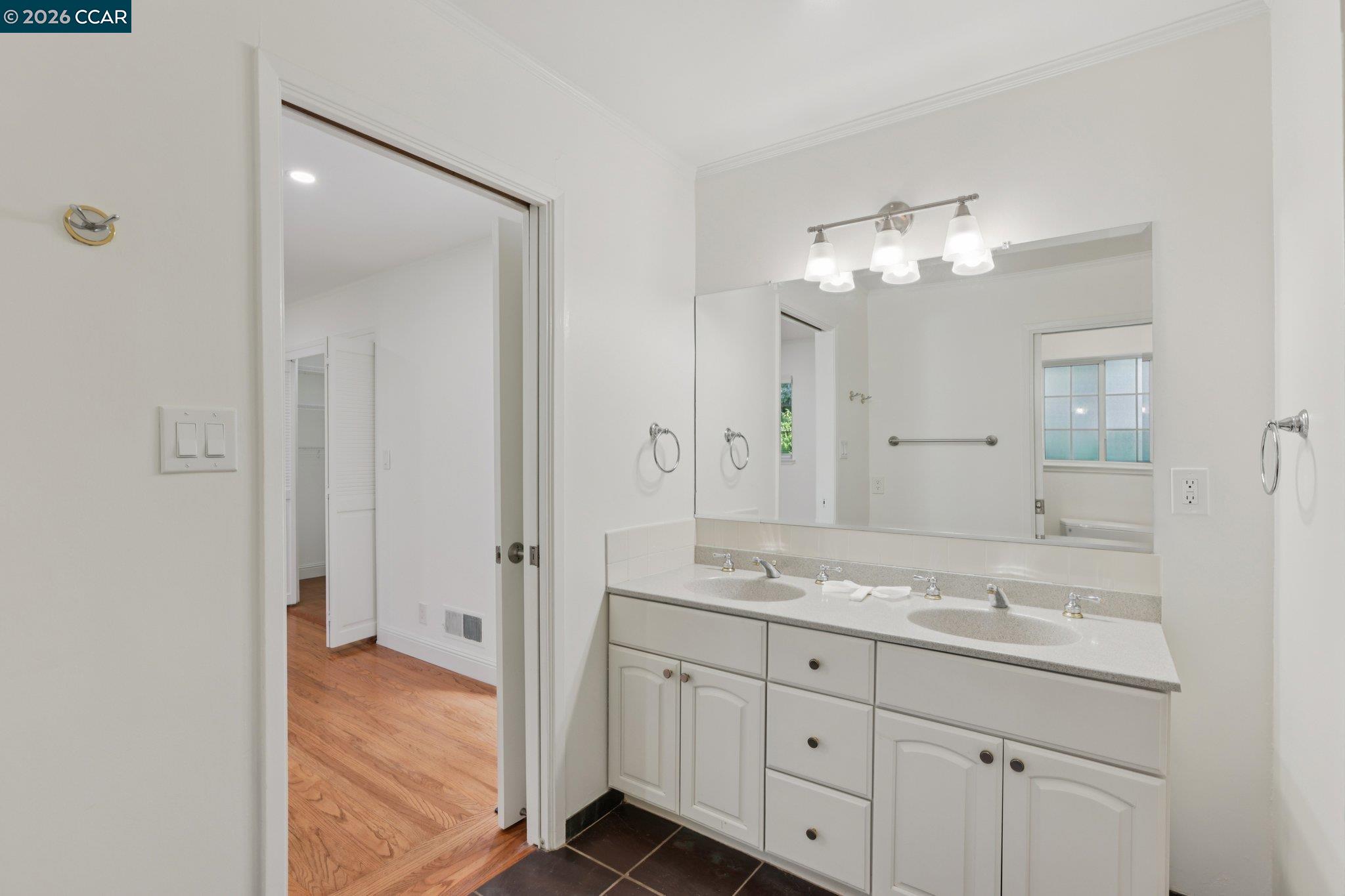 Detail Gallery Image 36 of 58 For 3394 Santa Maria Ct, Lafayette,  CA 94549 - 4 Beds | 3 Baths