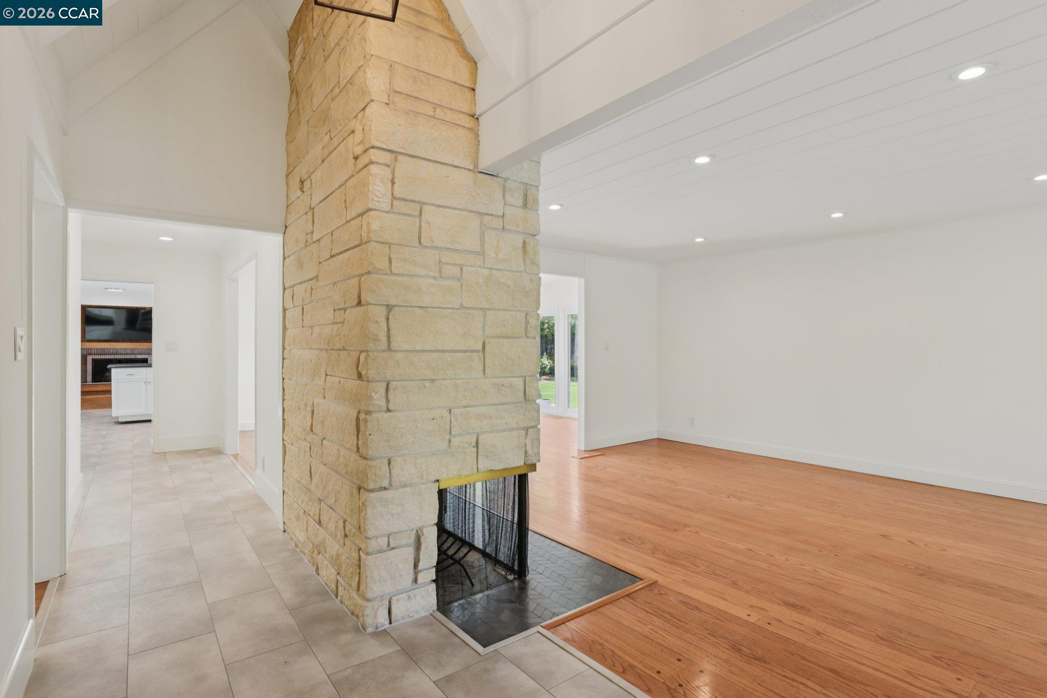 Detail Gallery Image 5 of 58 For 3394 Santa Maria Ct, Lafayette,  CA 94549 - 4 Beds | 3 Baths