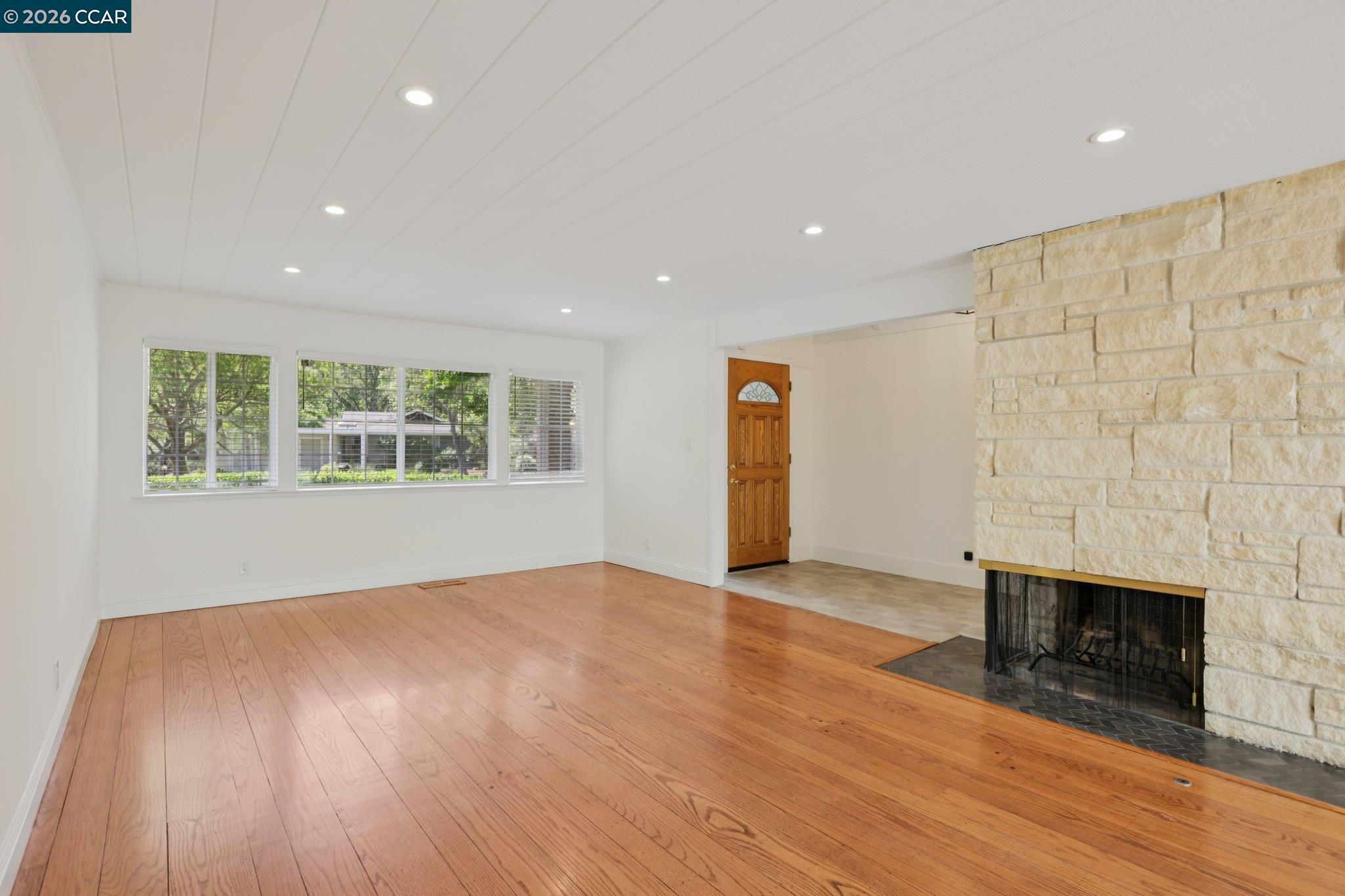 Detail Gallery Image 6 of 58 For 3394 Santa Maria Ct, Lafayette,  CA 94549 - 4 Beds | 3 Baths