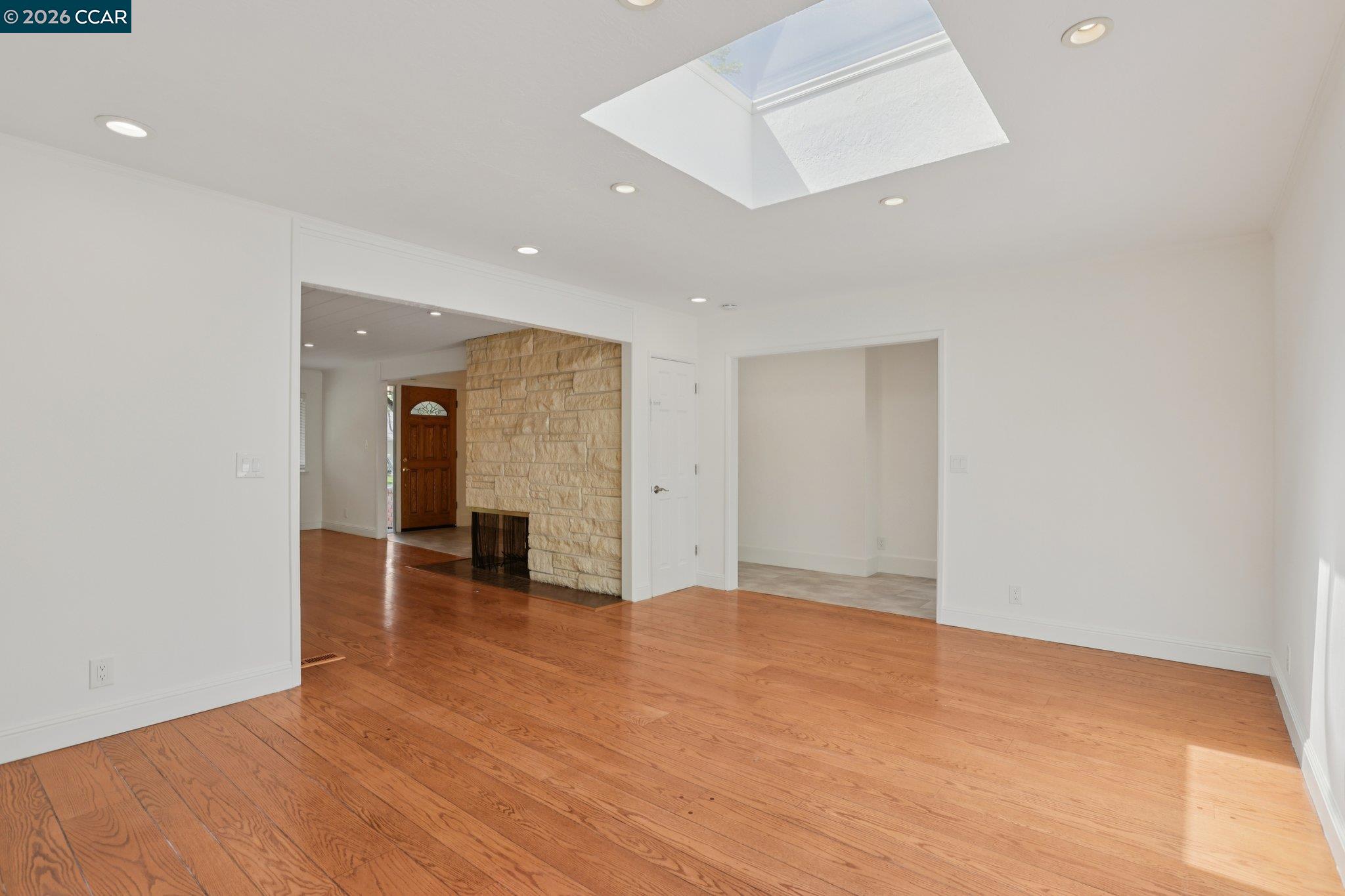 Detail Gallery Image 9 of 58 For 3394 Santa Maria Ct, Lafayette,  CA 94549 - 4 Beds | 3 Baths