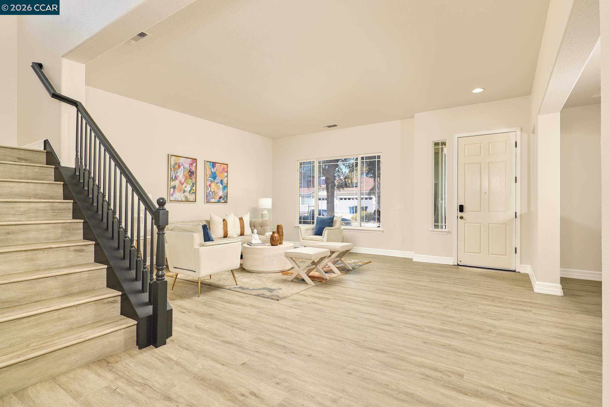 Detail Gallery Image 3 of 50 For 2323 Megan Dr, Oakley,  CA 94561 - 6 Beds | 4 Baths